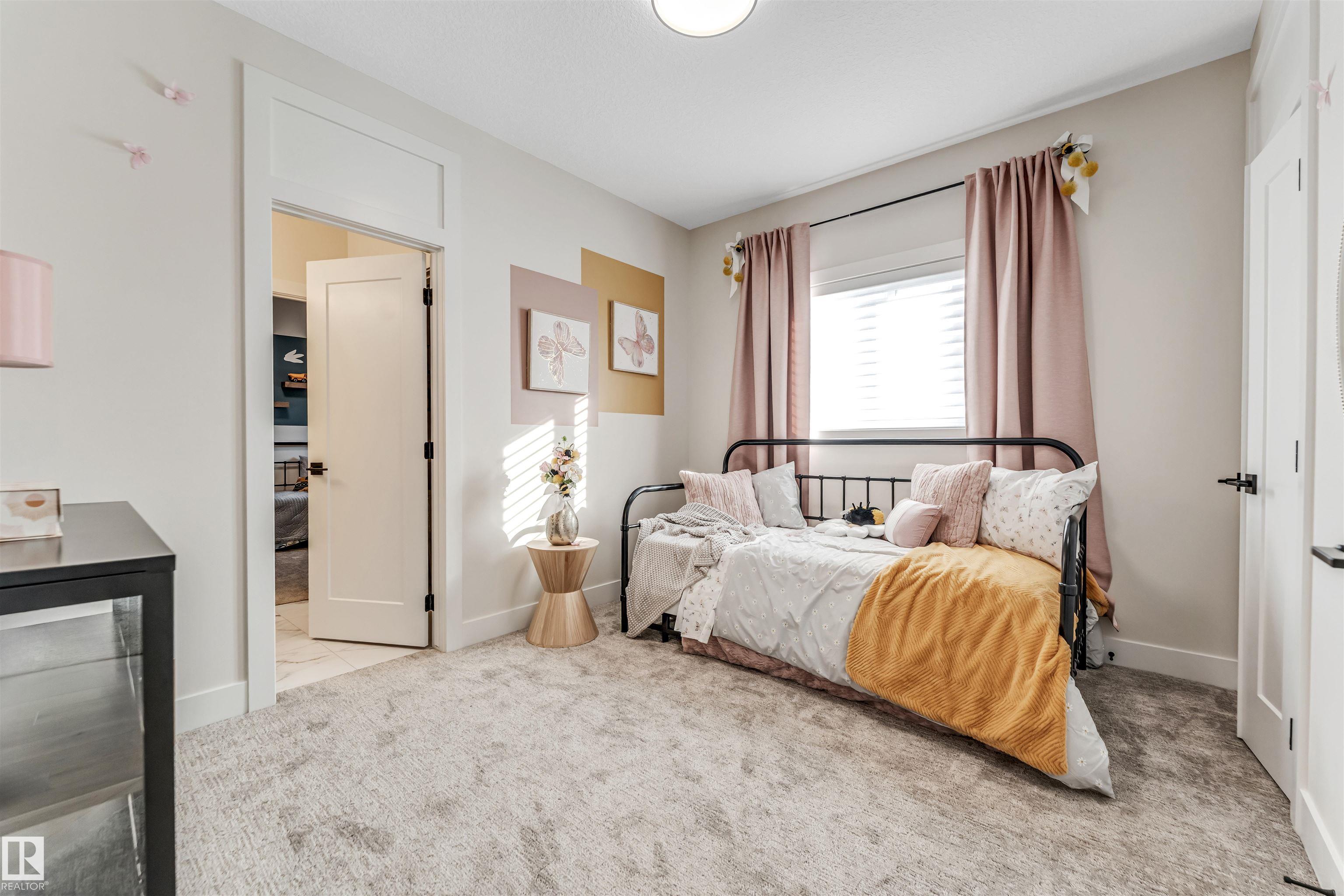 Photo 36 at 7663 Kimiwan Crescent SW, Keswick, Edmonton