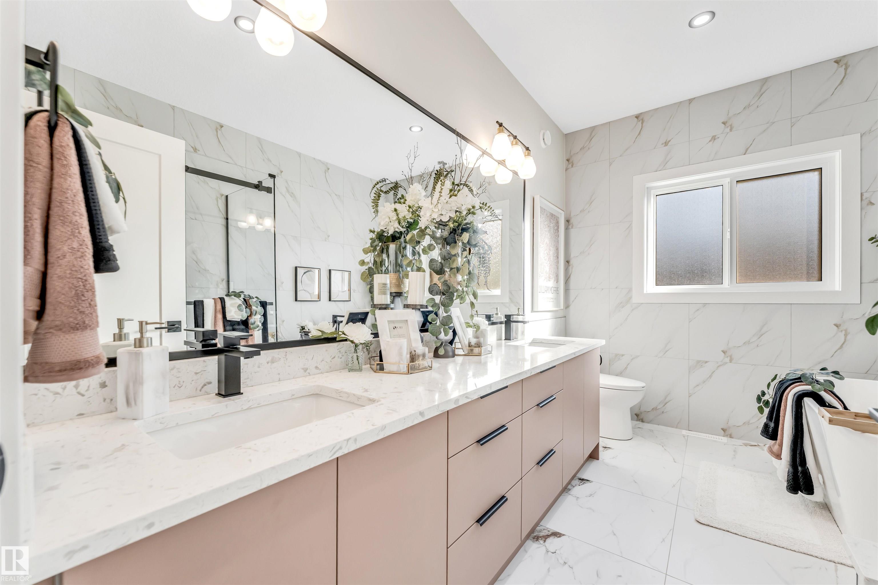 Photo 48 at 7663 Kimiwan Crescent SW, Keswick, Edmonton