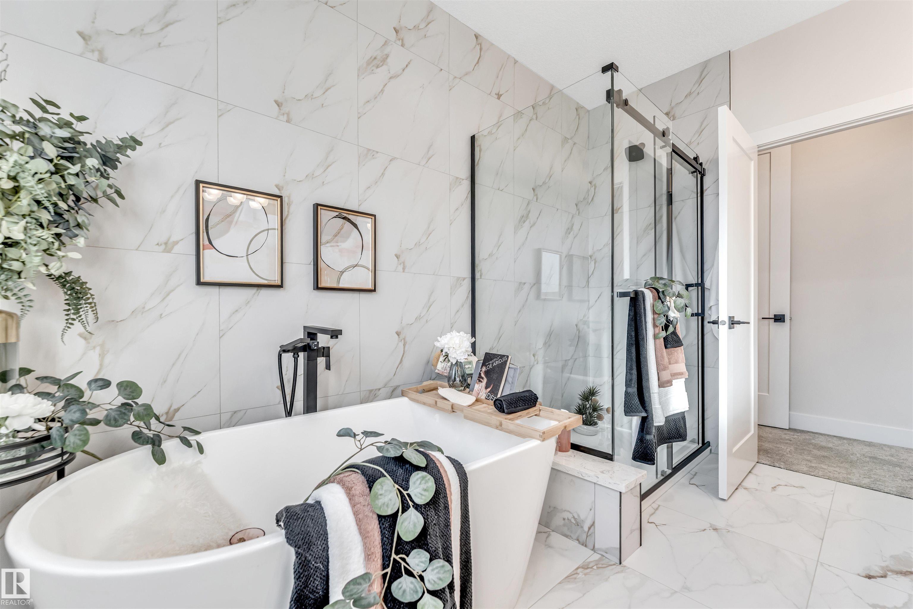 Photo 49 at 7663 Kimiwan Crescent SW, Keswick, Edmonton