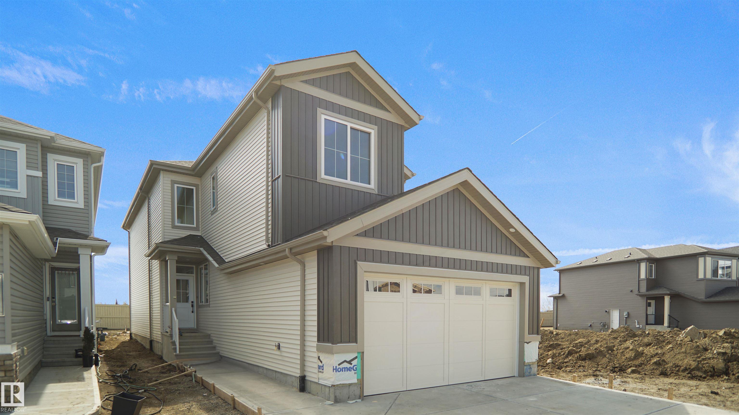 807 30 Avenue NW, Maple Crest, Edmonton 