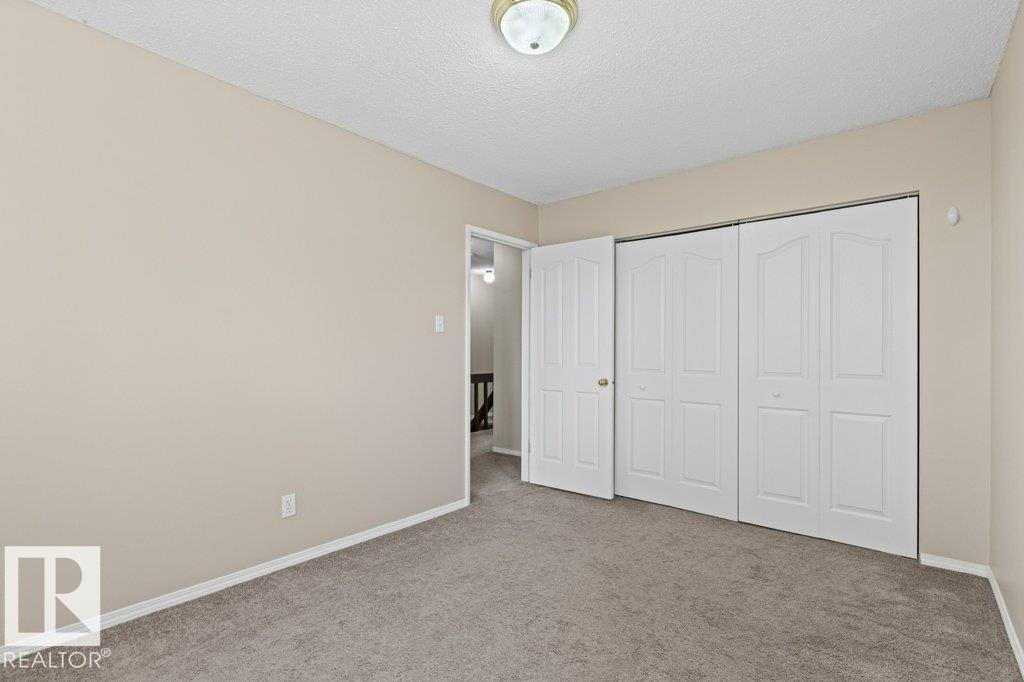http://cdnparap120.paragonrels.com/ParagonImages/Property/p12/RAE/225375371/45/0/0/e767cfda1ba36f583fb2f934f086f23b/1/09d15eeb922b1b59b746d091a0065c46/225375371-593da8a2-02b2-4a3f-8182-132567de0ea9.JPG