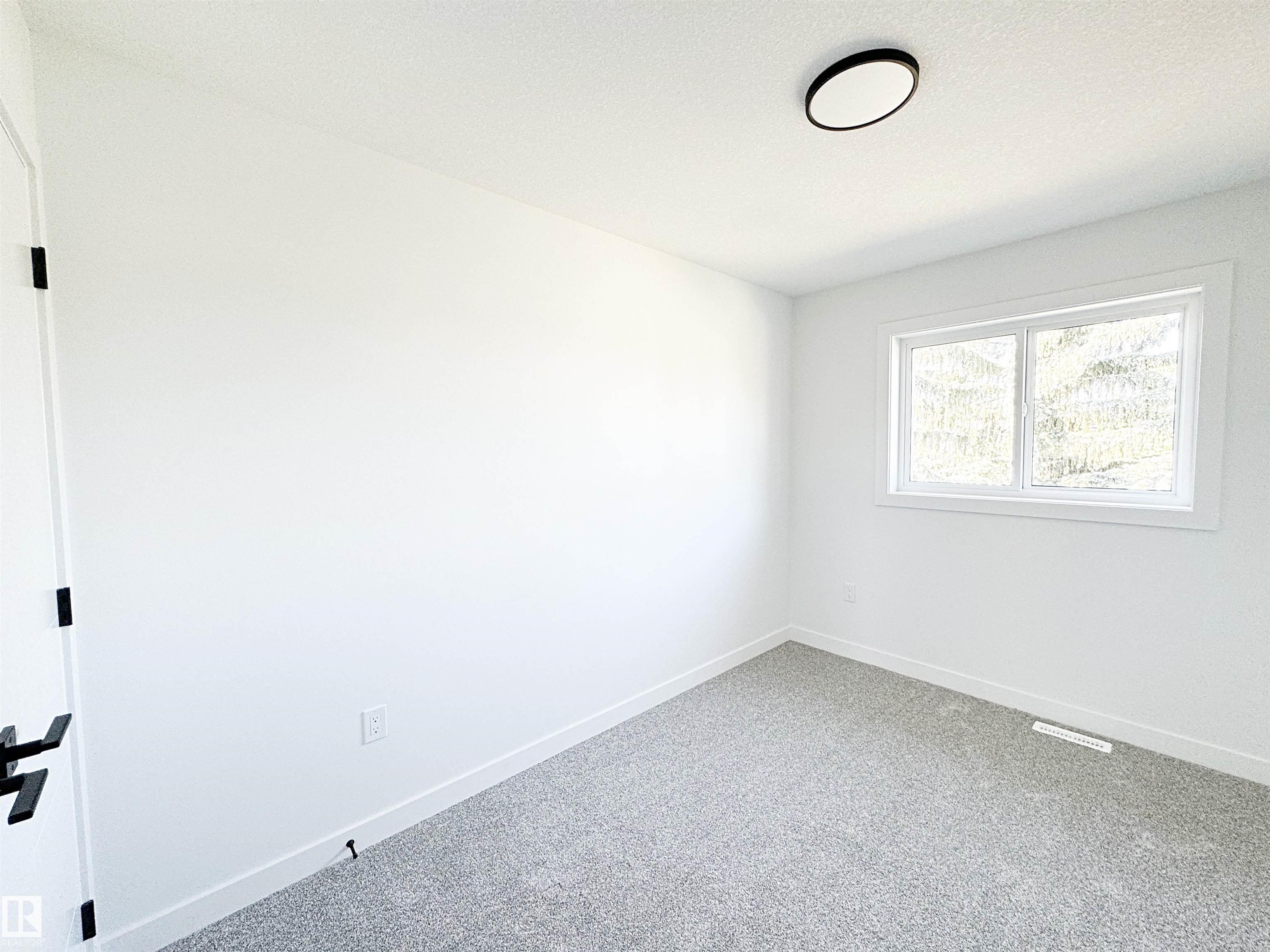 Photo 43 at 1314 35 Street NW, Crawford Plains, Edmonton