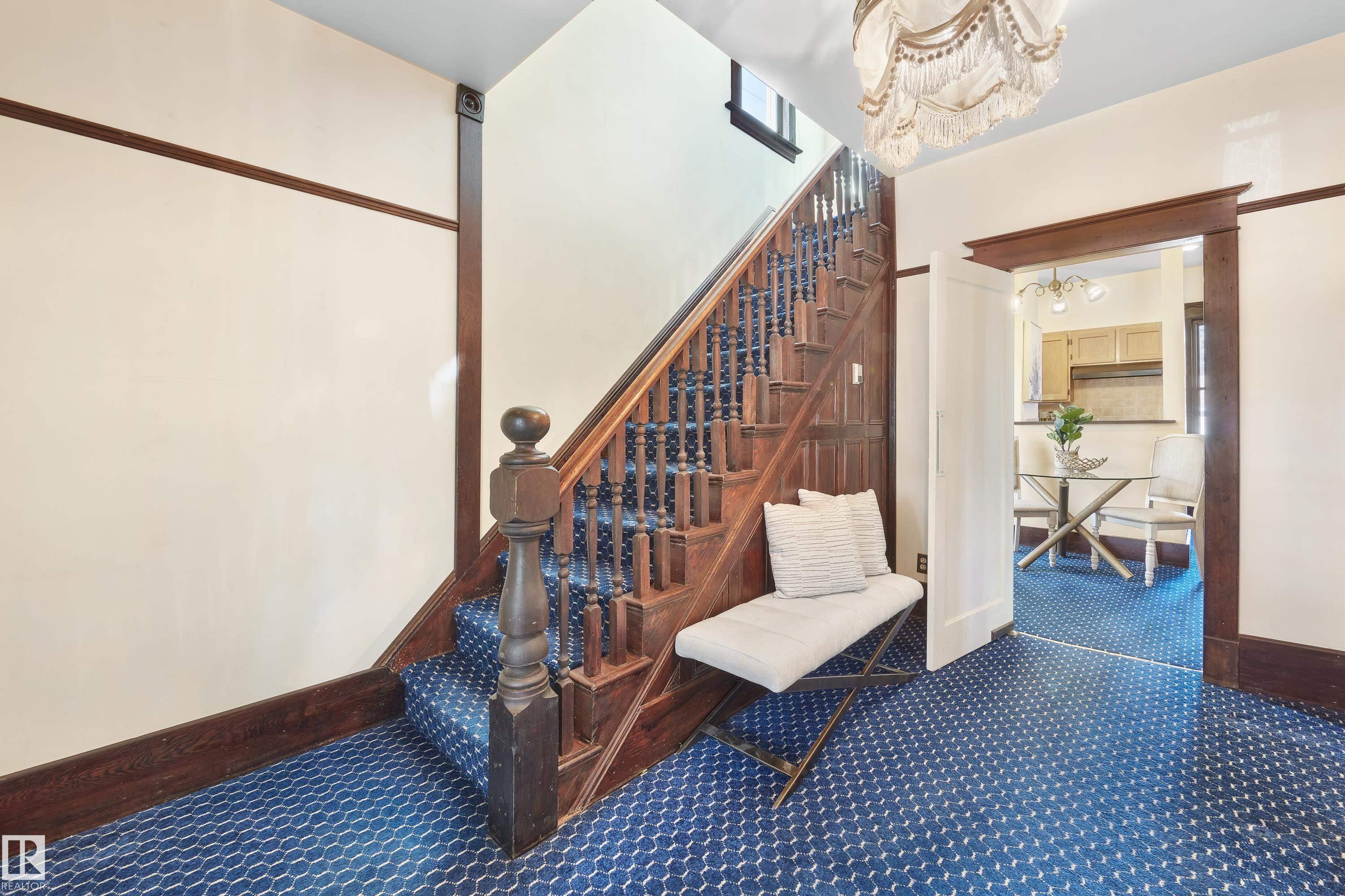 Photo 13 at 12614 106 Avenue NW, Westmount, Edmonton