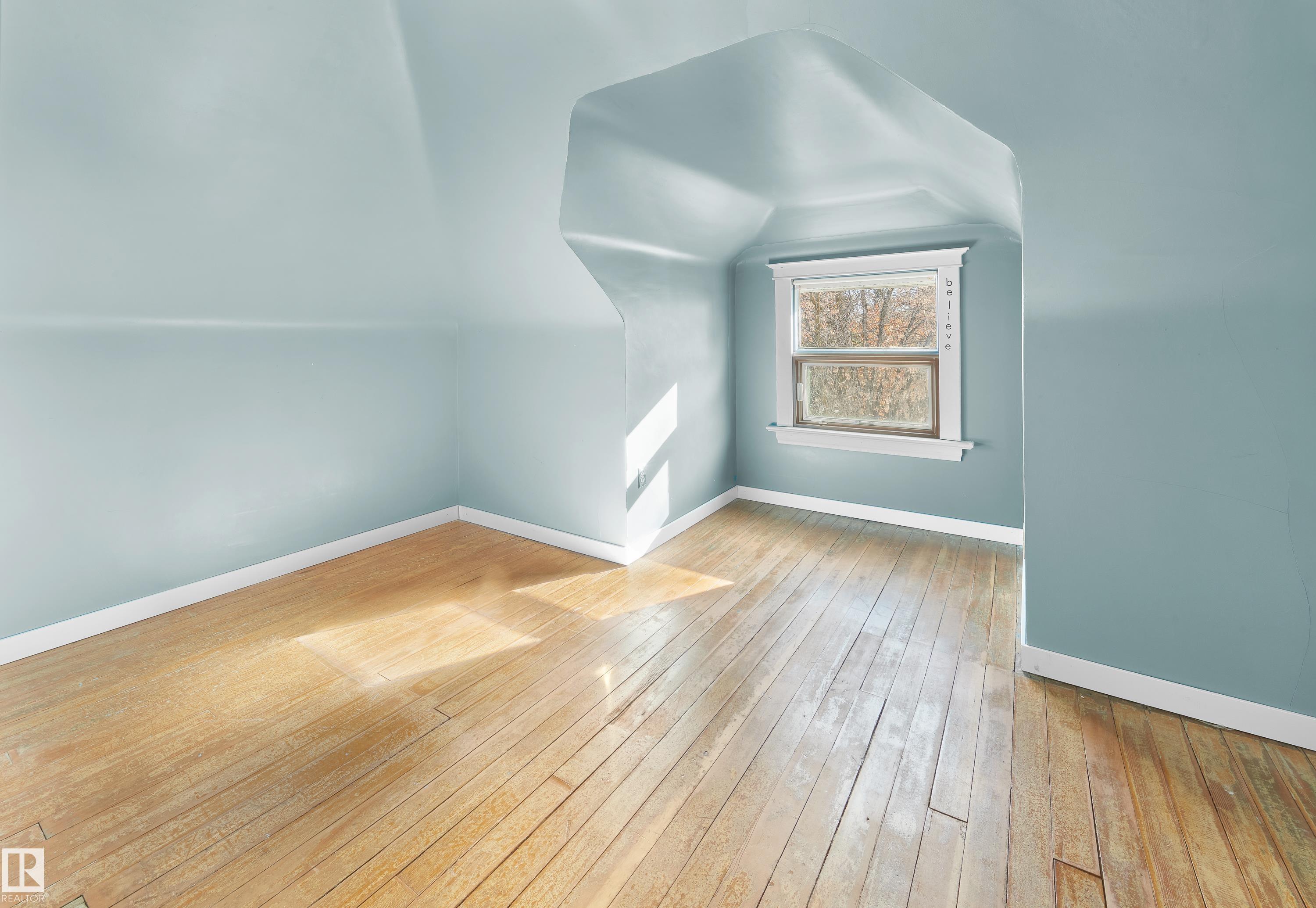 Photo 29 at 12614 106 Avenue NW, Westmount, Edmonton