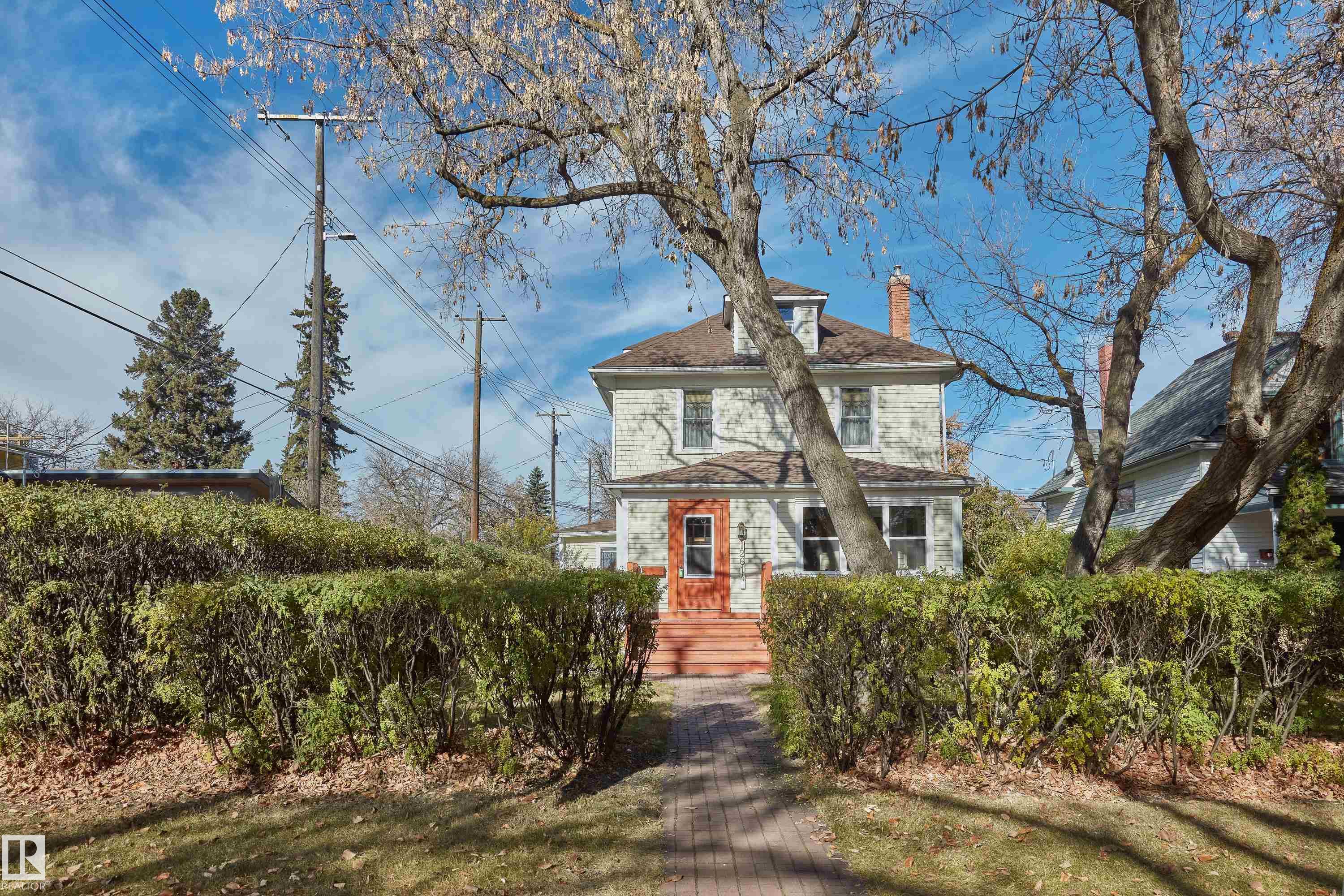 Photo 4 at 12614 106 Avenue NW, Westmount, Edmonton