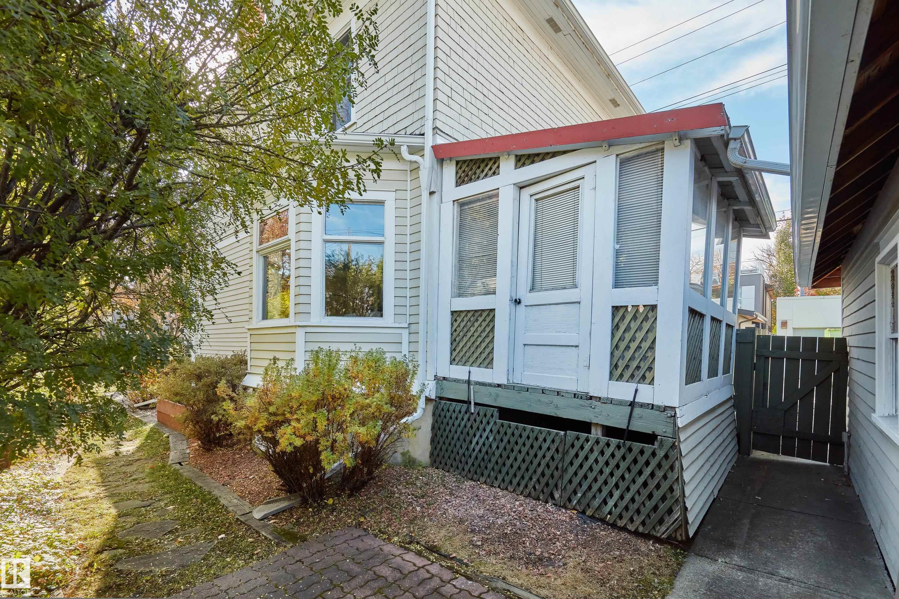 Photo 38 at 12614 106 Avenue NW, Westmount, Edmonton