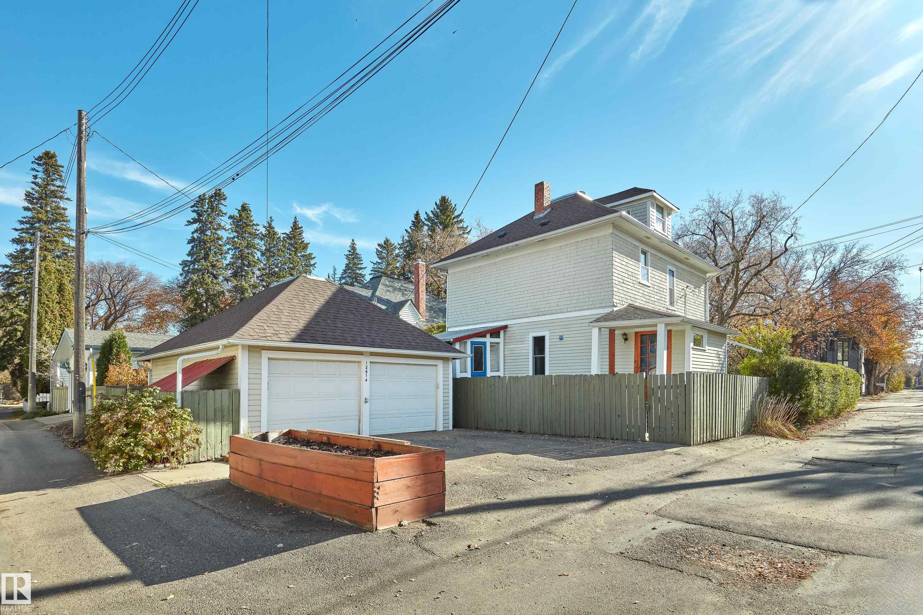 Photo 41 at 12614 106 Avenue NW, Westmount, Edmonton