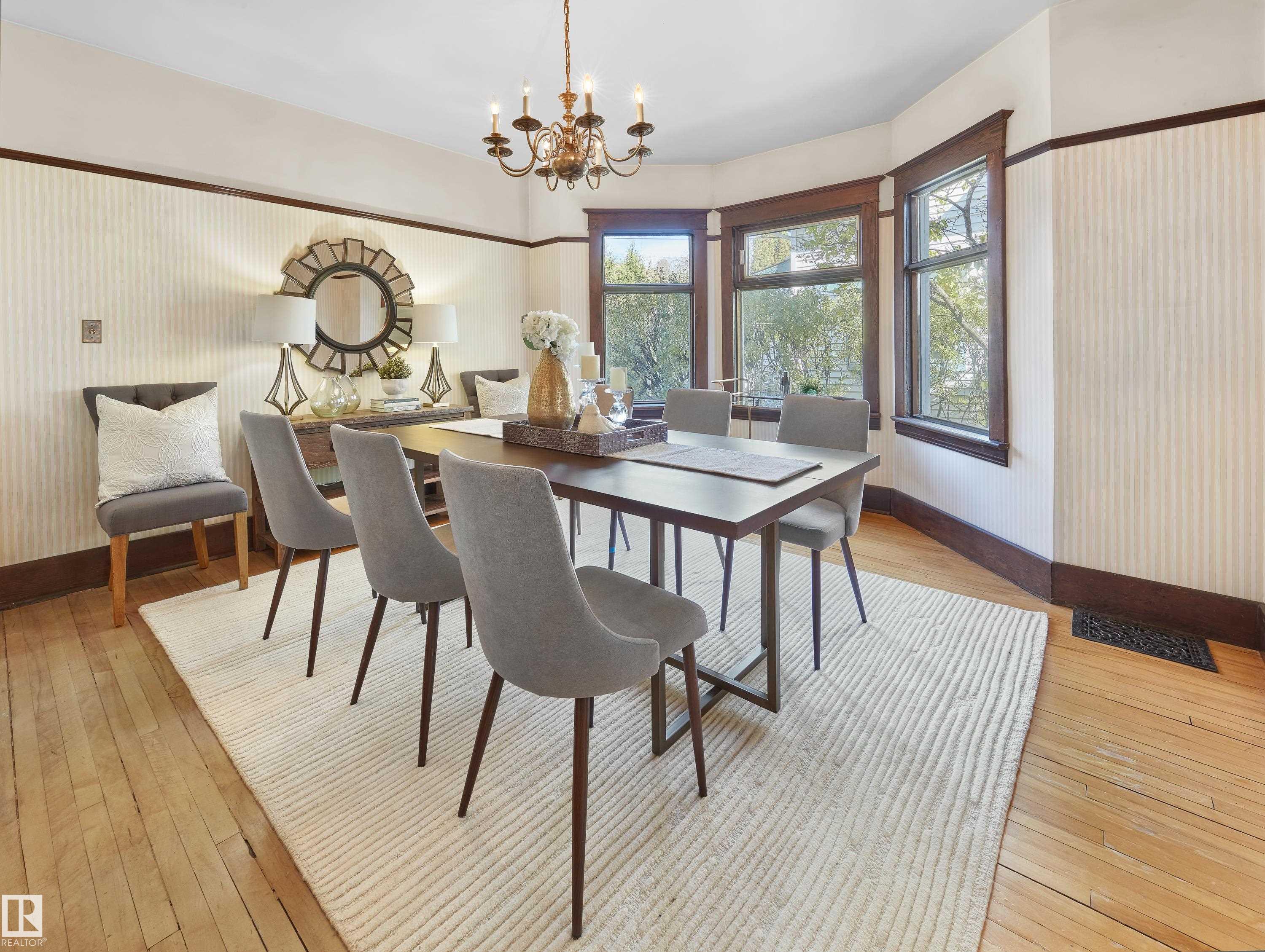 Photo 10 at 12614 106 Avenue NW, Westmount, Edmonton