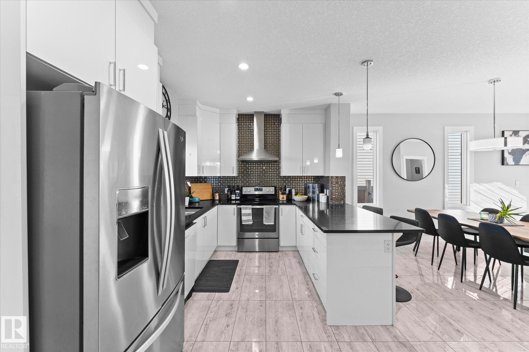 Photo 12 at 3510 48 Avenue, Forest Heights, Beaumont