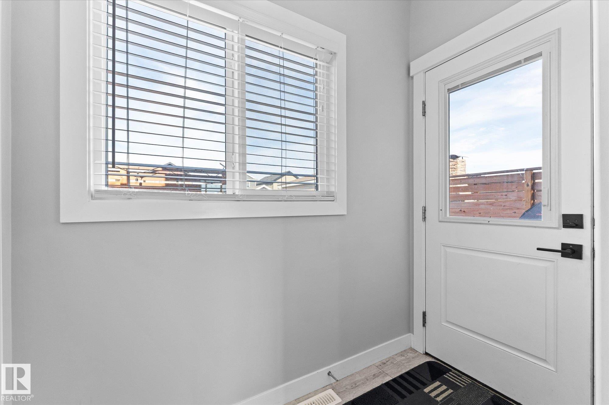 Photo 17 at 3510 48 Avenue, Forest Heights, Beaumont