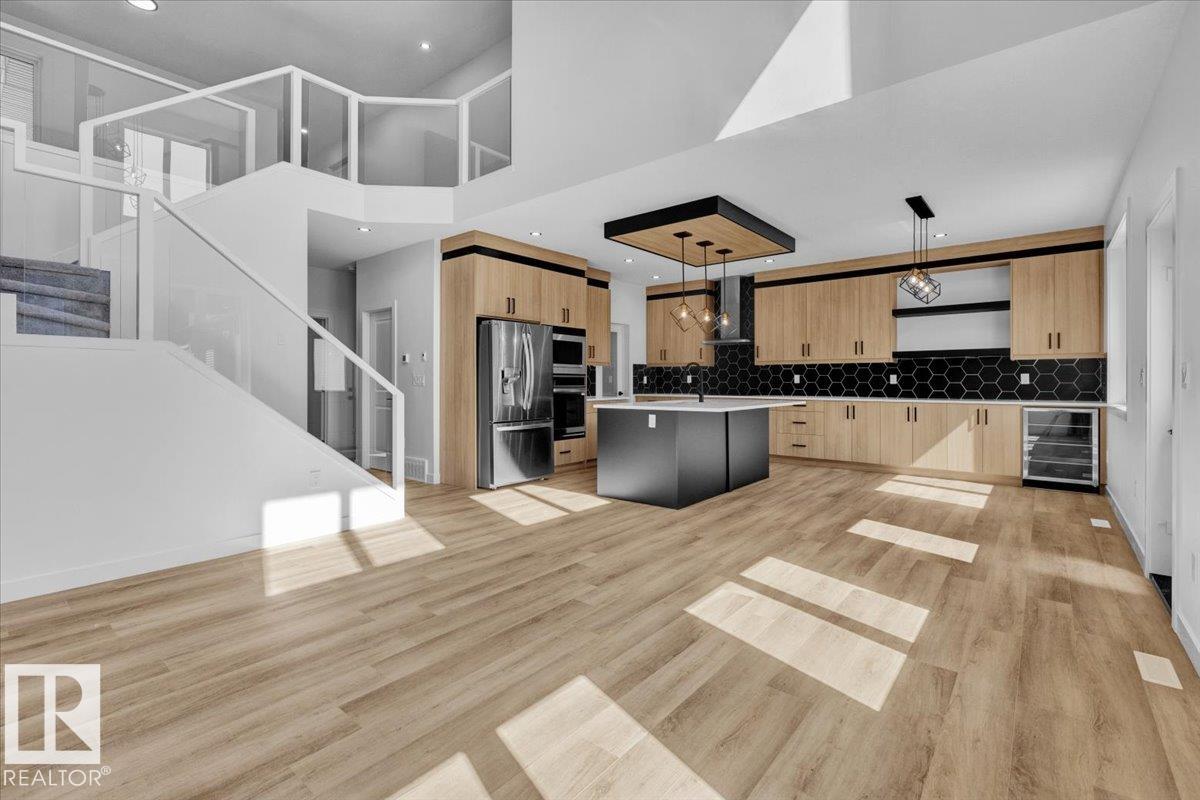 Photo 20 at 1119 Gyrfalcon Crescent NW, Hawks Ridge, Edmonton