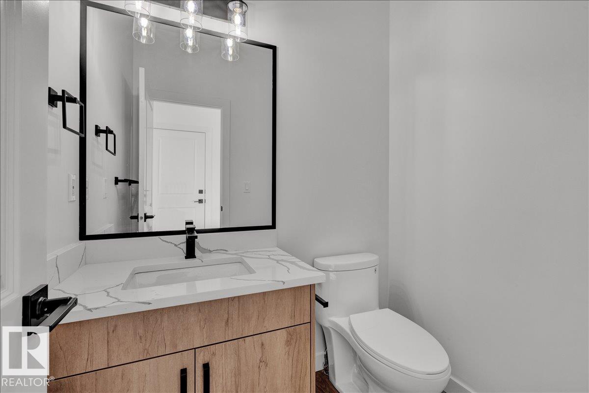 Photo 21 at 1115 Gyrfalcon Crescent NW, Hawks Ridge, Edmonton