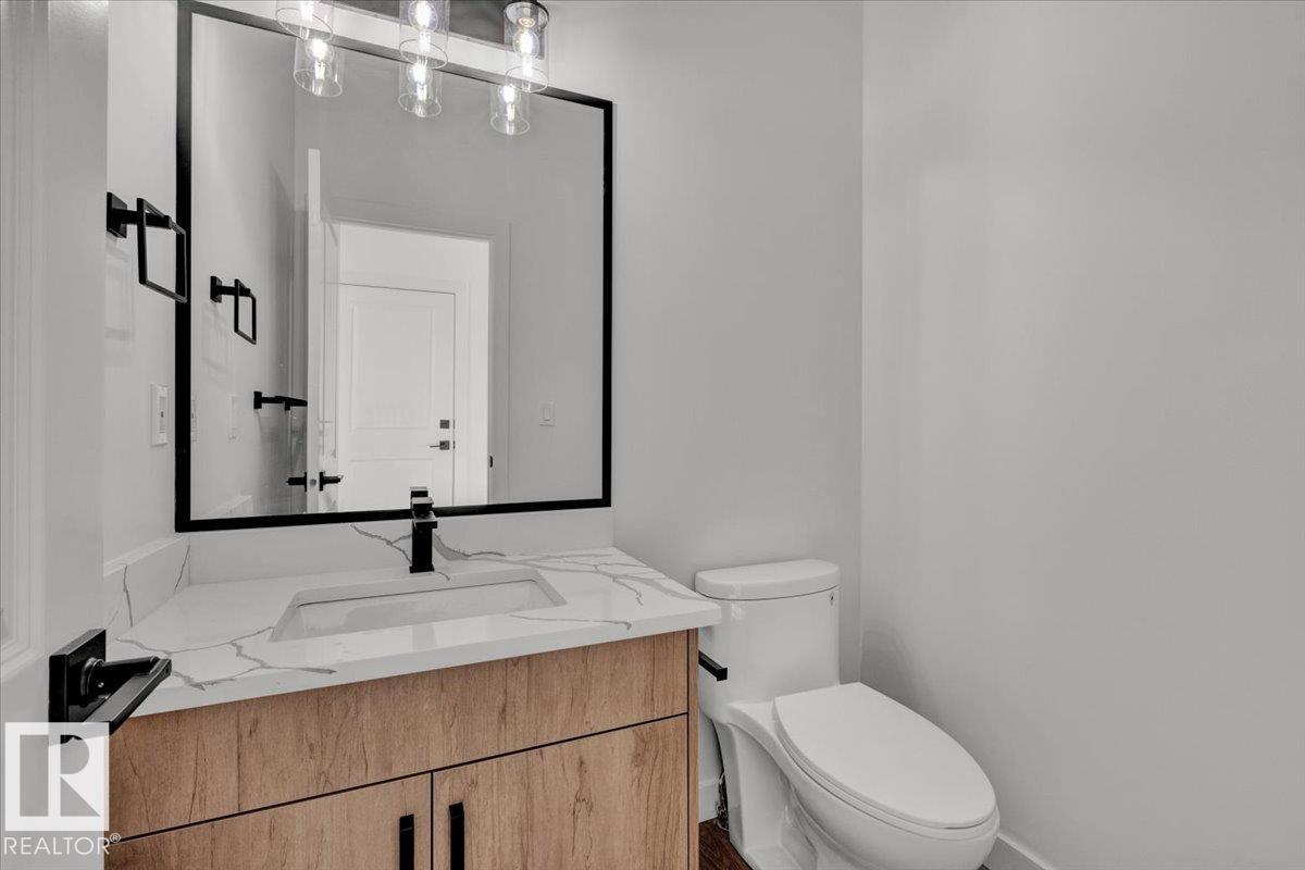Photo 30 at 1115 Gyrfalcon Crescent NW, Hawks Ridge, Edmonton