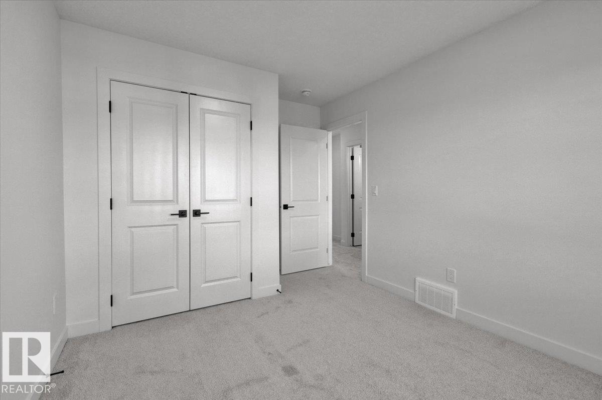 Photo 40 at 1115 Gyrfalcon Crescent NW, Hawks Ridge, Edmonton