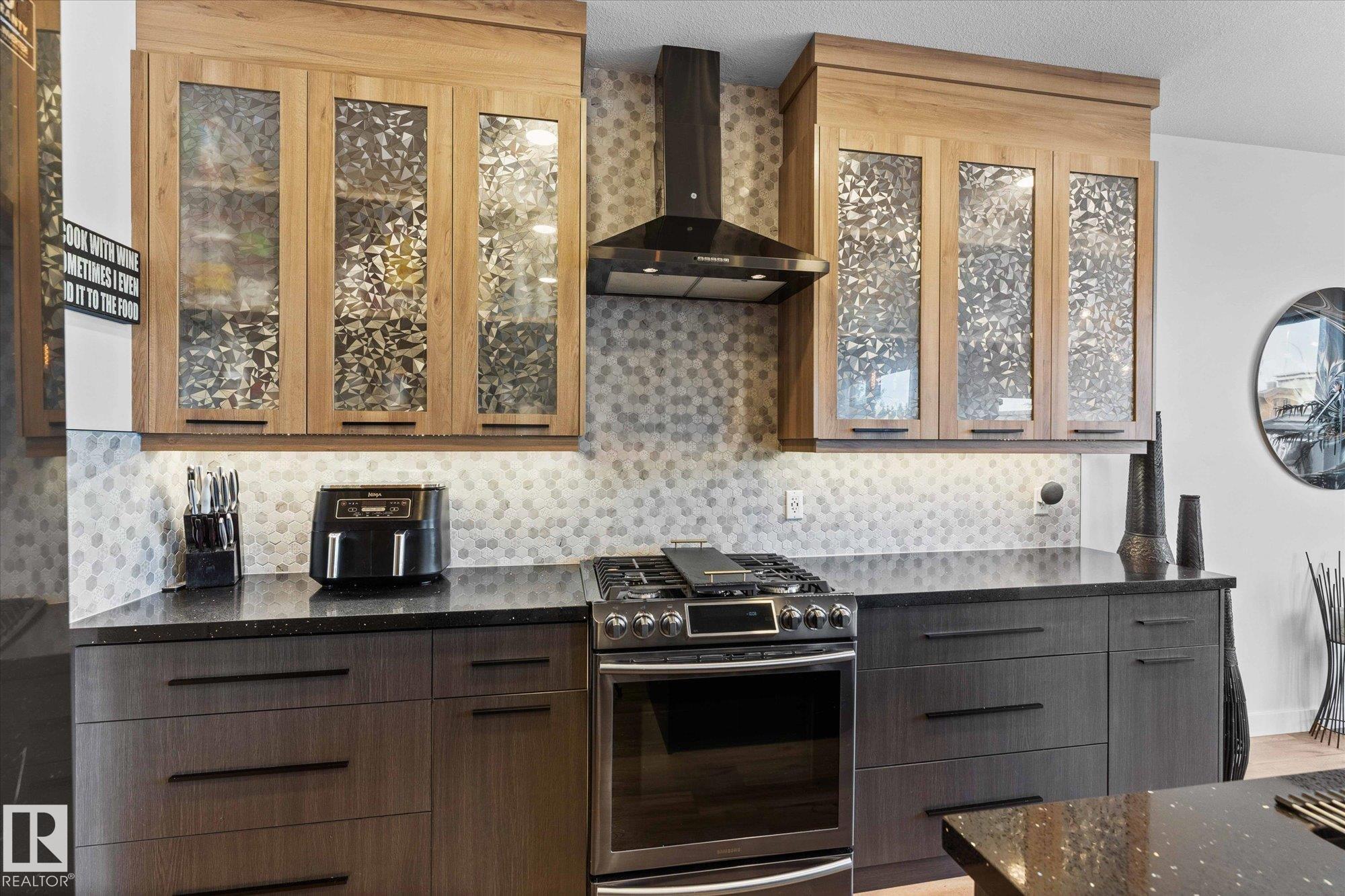 Photo 5 at 9 Brunswyck Crescent, Fenwyck, Spruce Grove