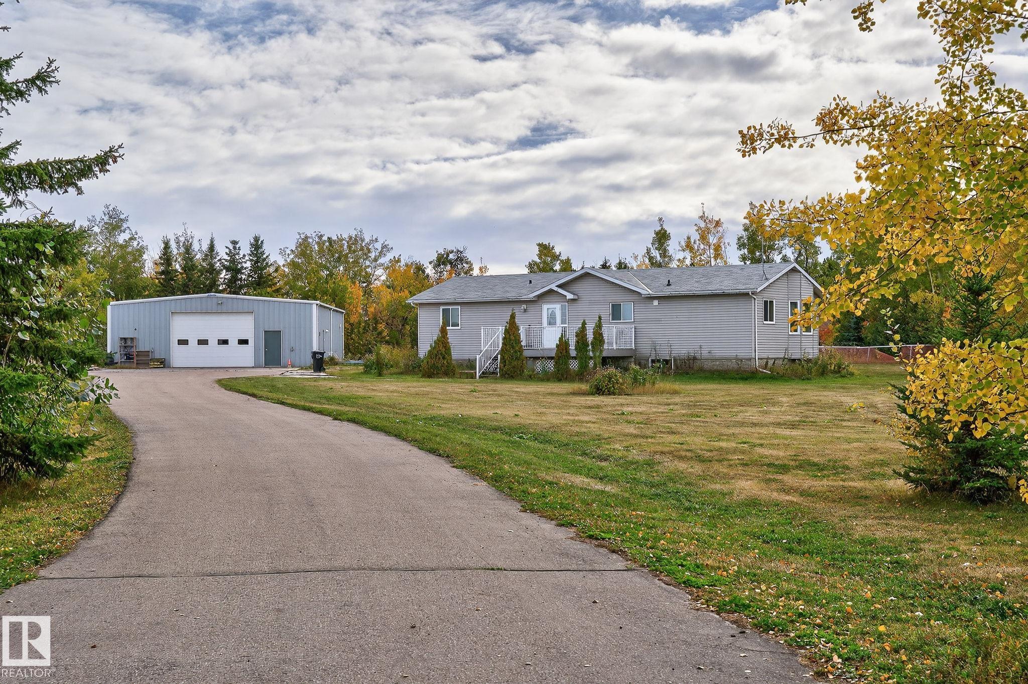 Photo 2 at 22311 119 Avenue NW, Kinglet Gardens, Edmonton
