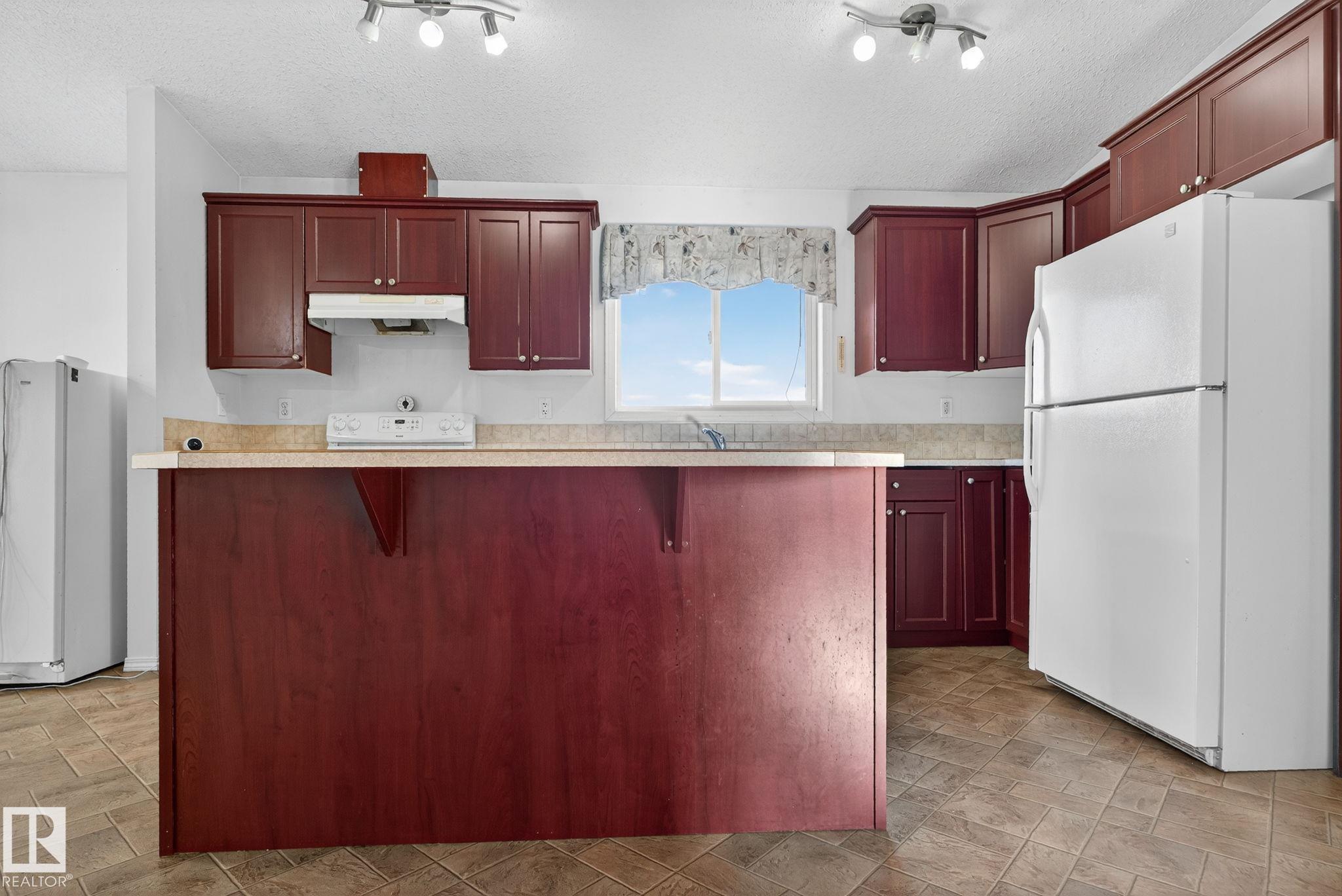Photo 22 at 22311 119 Avenue NW, Kinglet Gardens, Edmonton