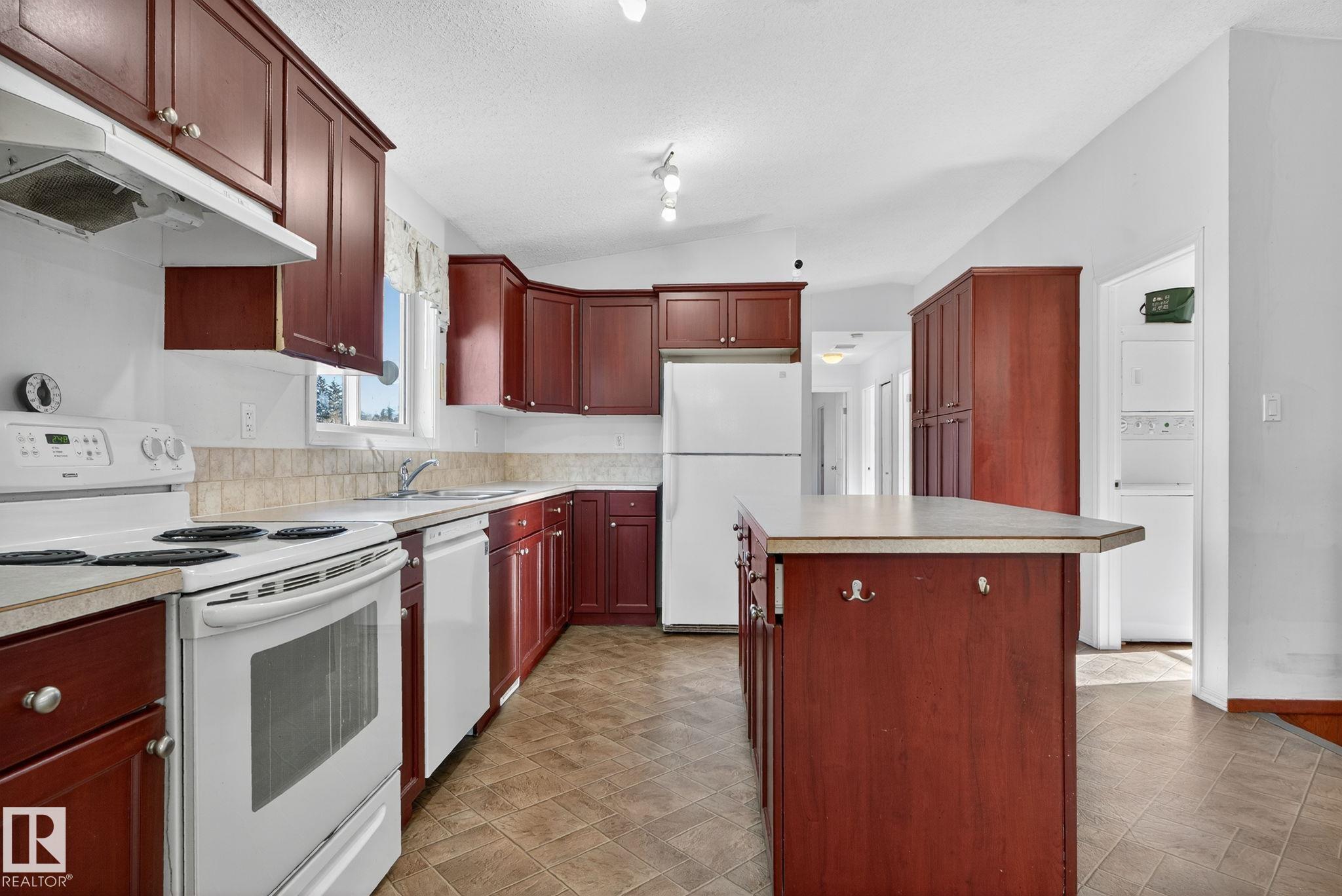 Photo 25 at 22311 119 Avenue NW, Kinglet Gardens, Edmonton