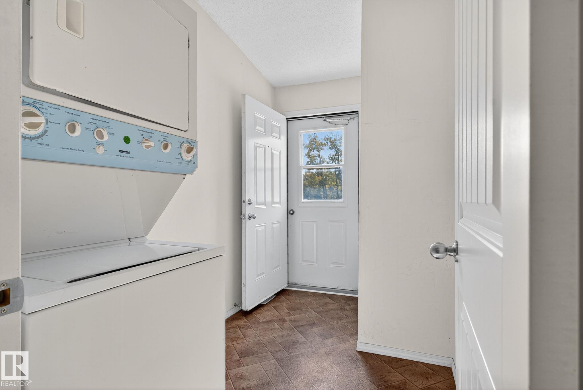 Photo 32 at 22311 119 Avenue NW, Kinglet Gardens, Edmonton