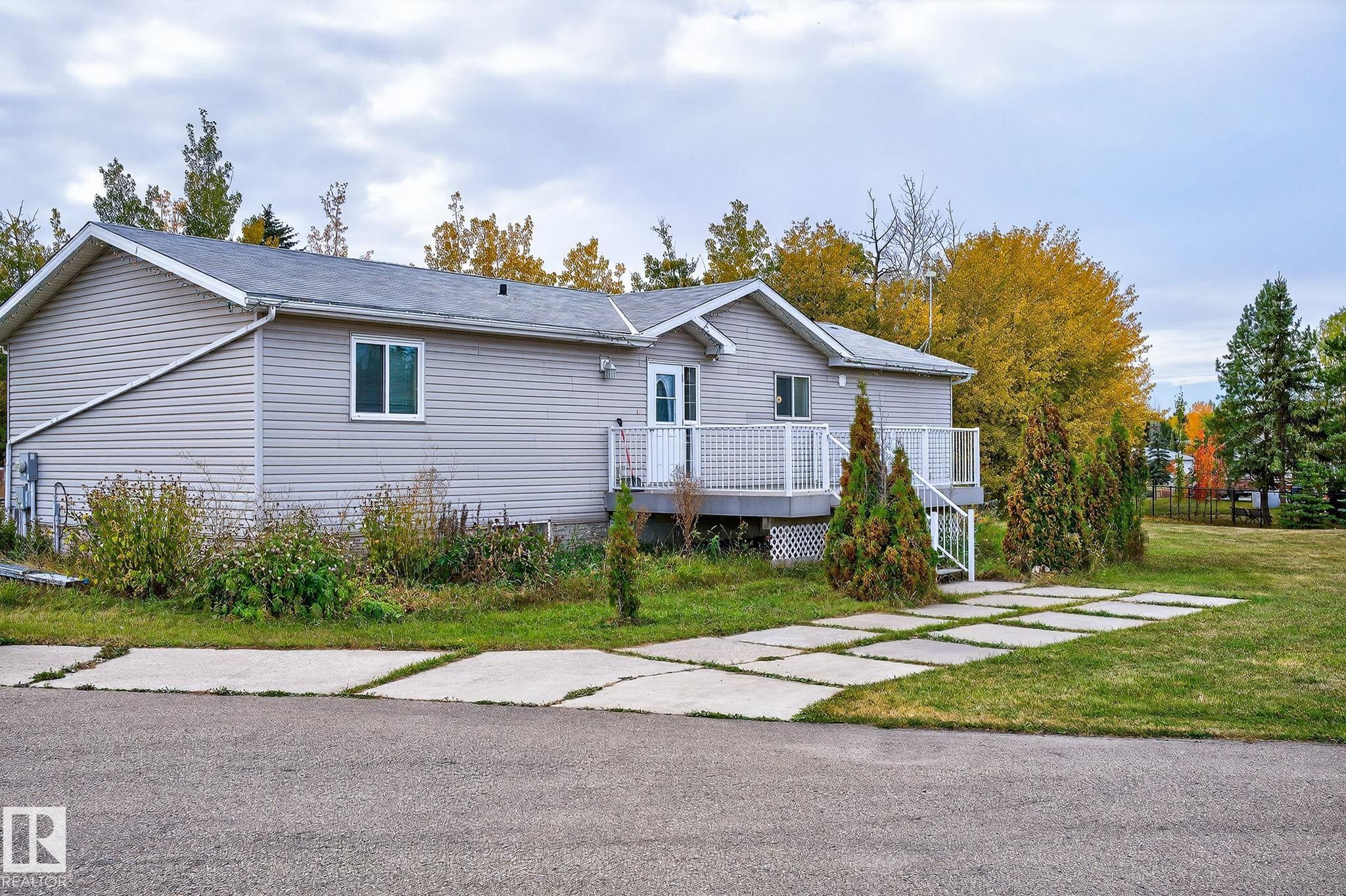 Photo 7 at 22311 119 Avenue NW, Kinglet Gardens, Edmonton