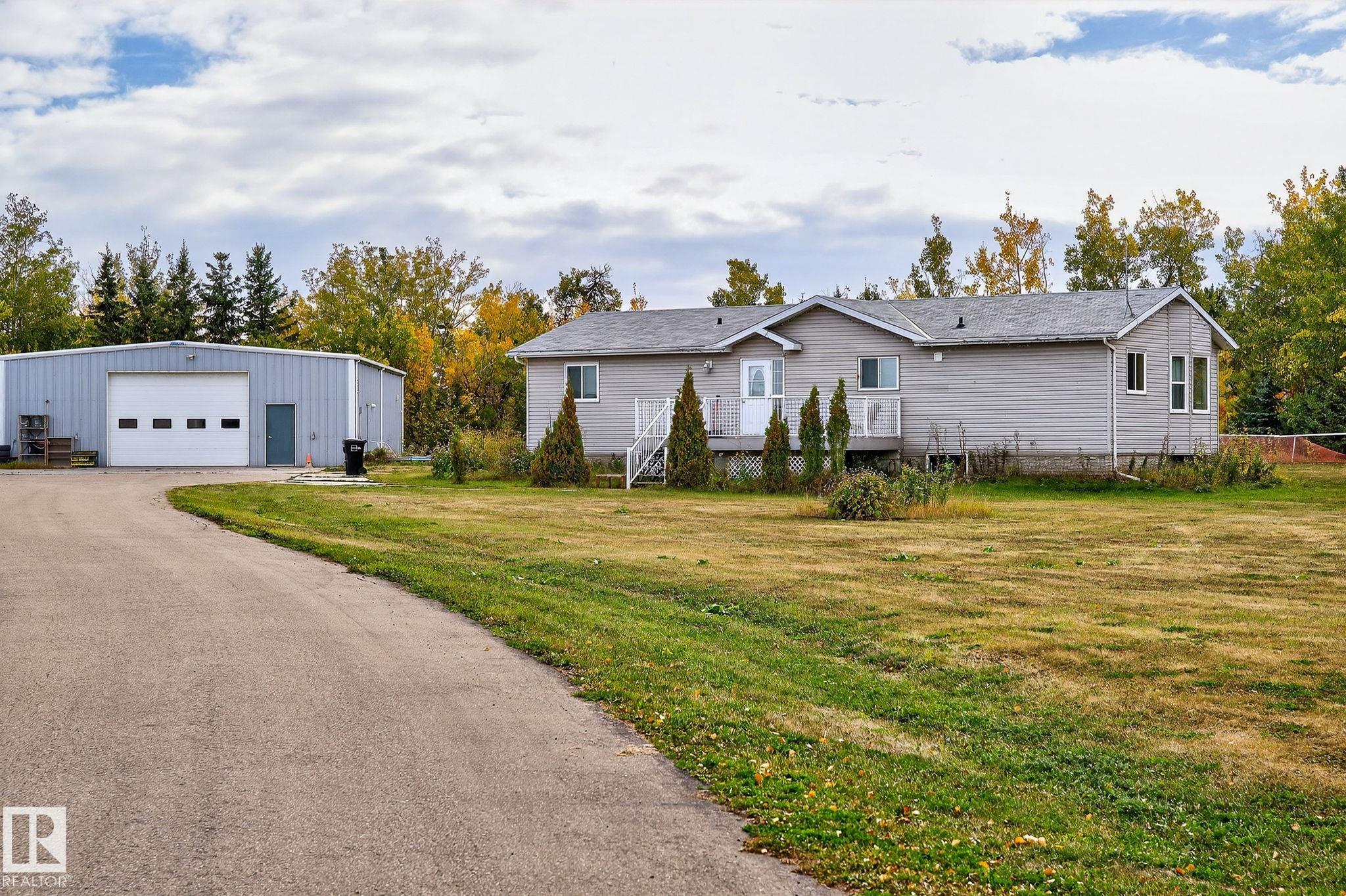 Photo 10 at 22311 119 Avenue NW, Kinglet Gardens, Edmonton