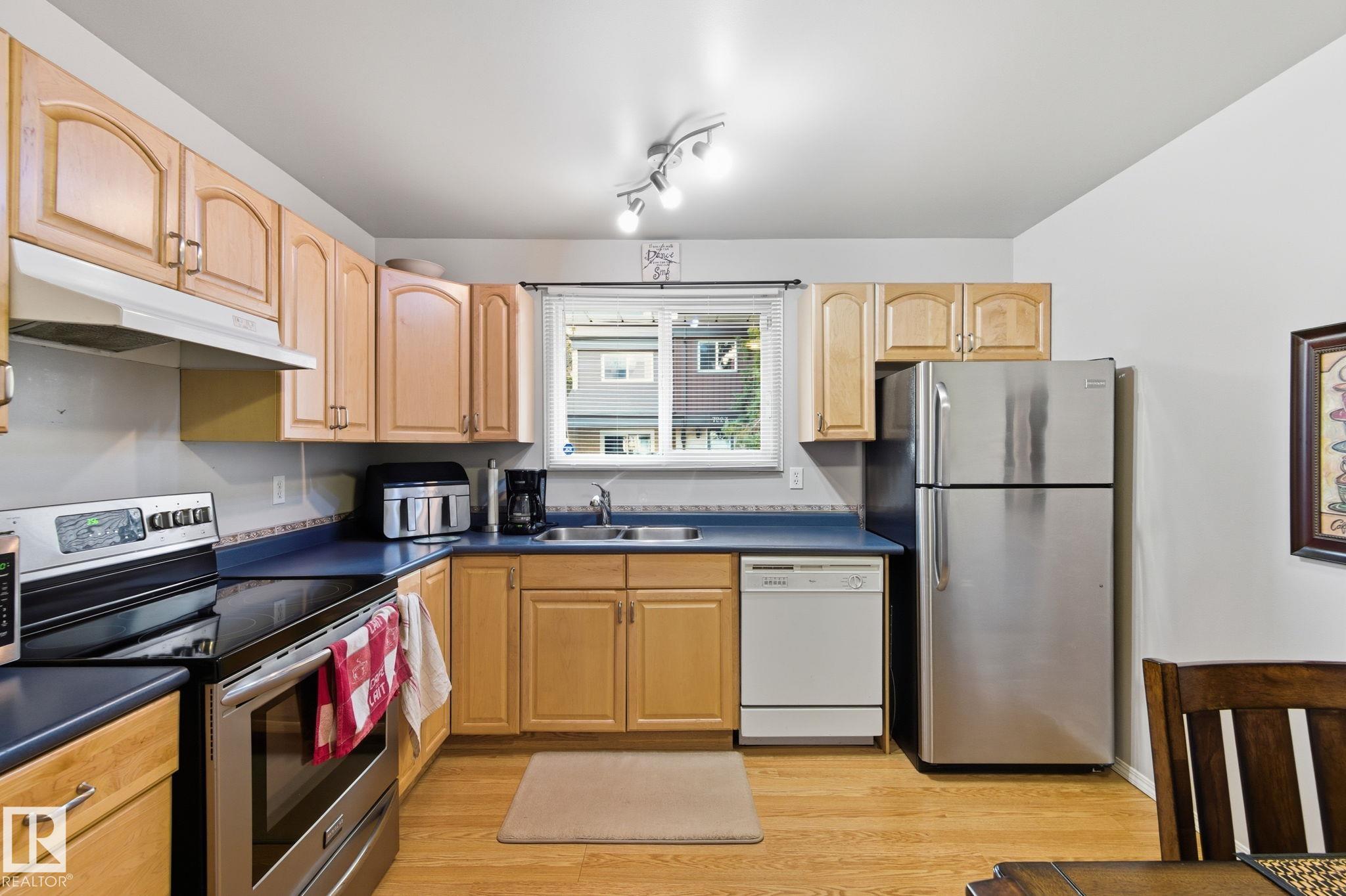 Photo 15 at 7231 180 Street NW, Lymburn, Edmonton