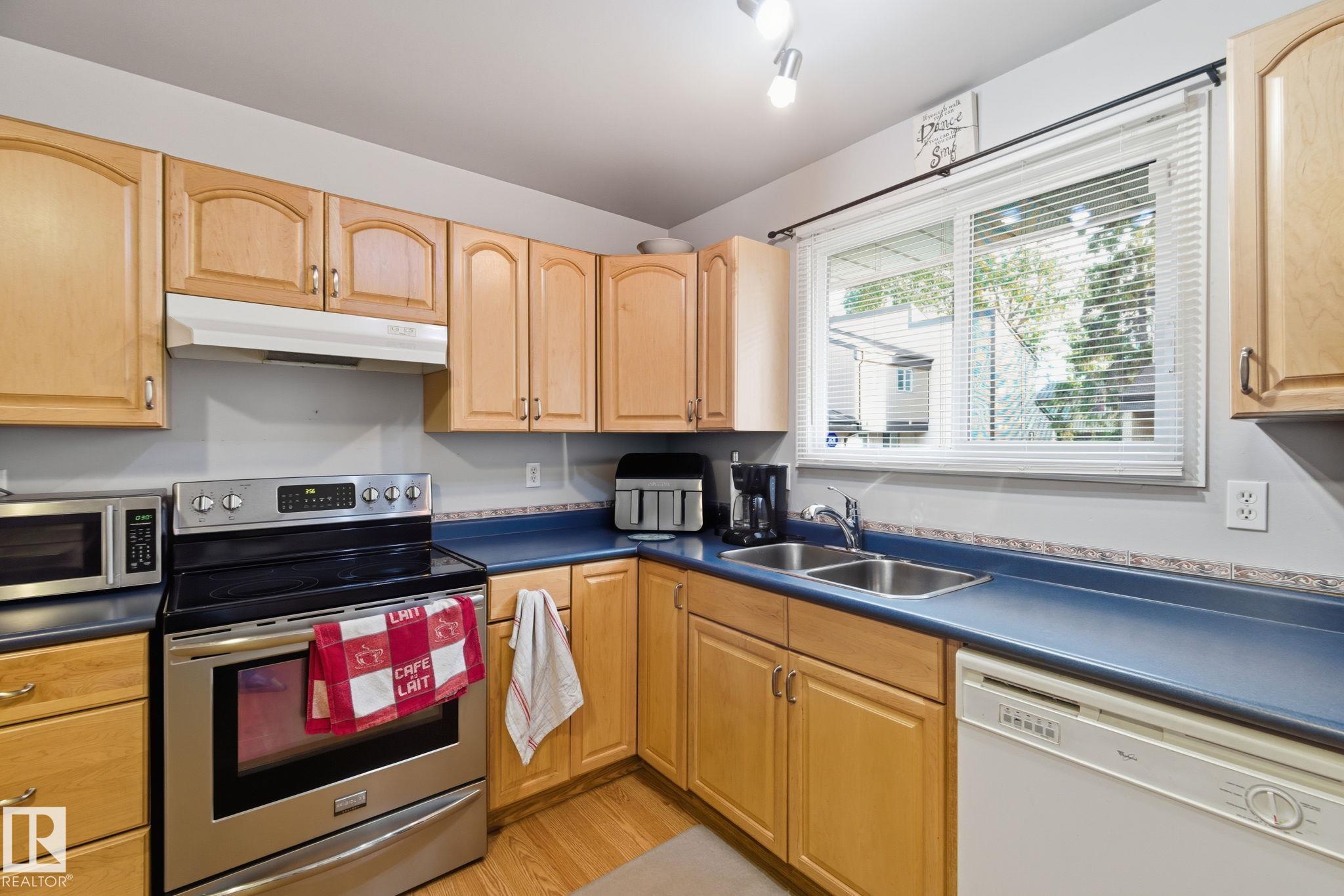 Photo 17 at 7231 180 Street NW, Lymburn, Edmonton