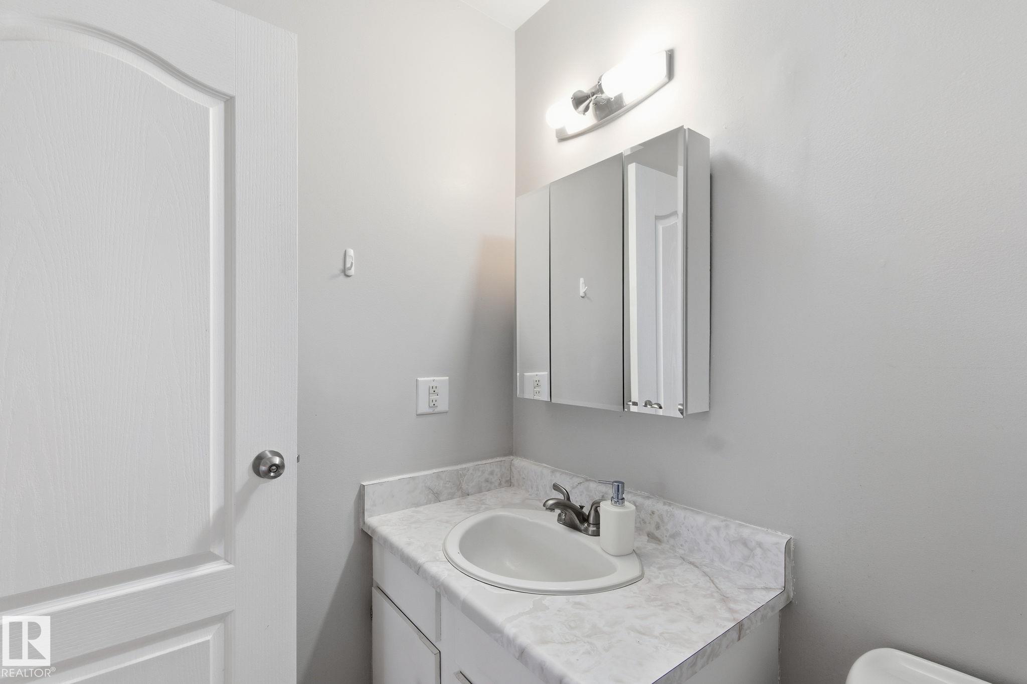 Photo 29 at 7231 180 Street NW, Lymburn, Edmonton