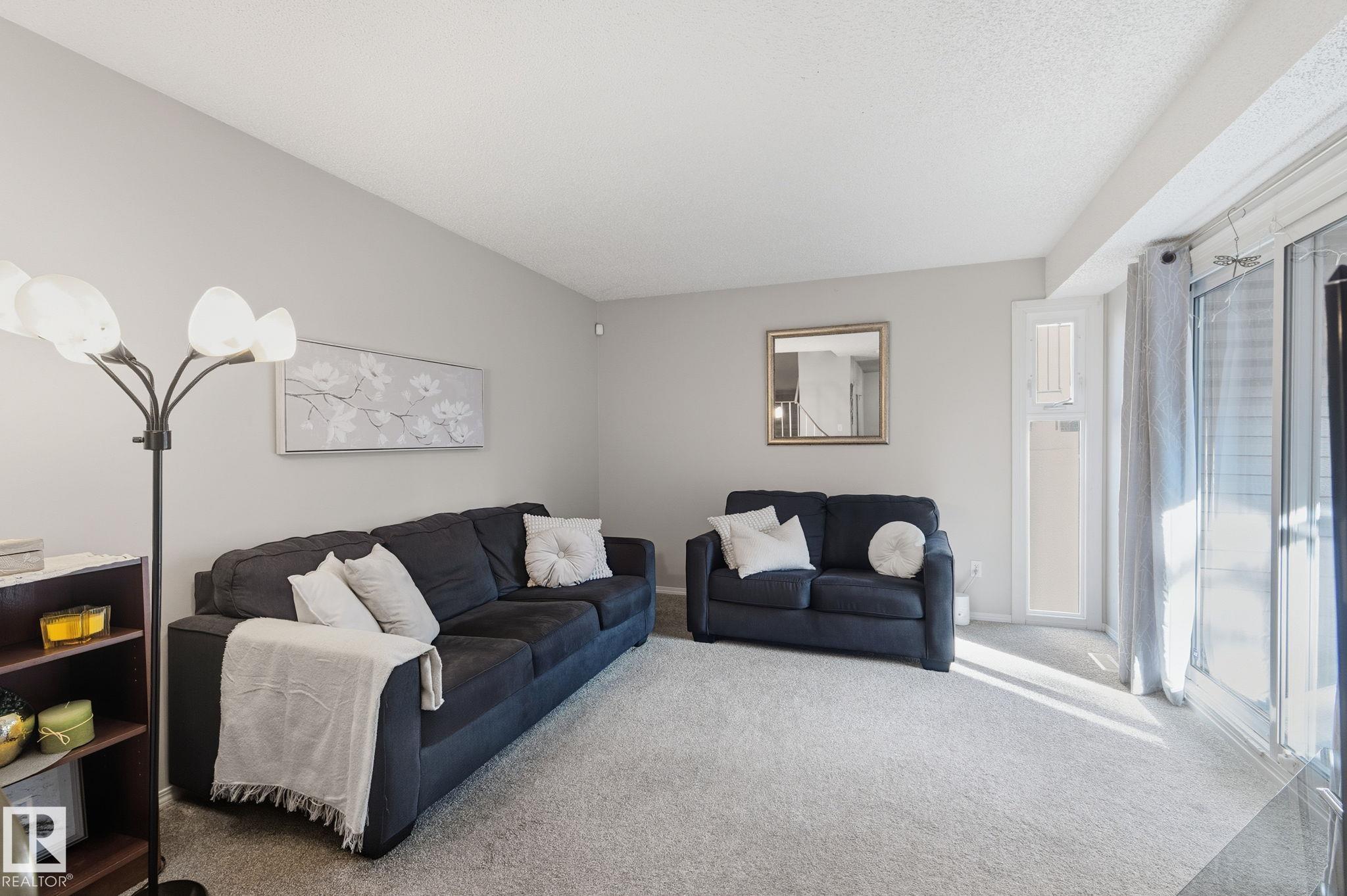 Photo 8 at 7231 180 Street NW, Lymburn, Edmonton