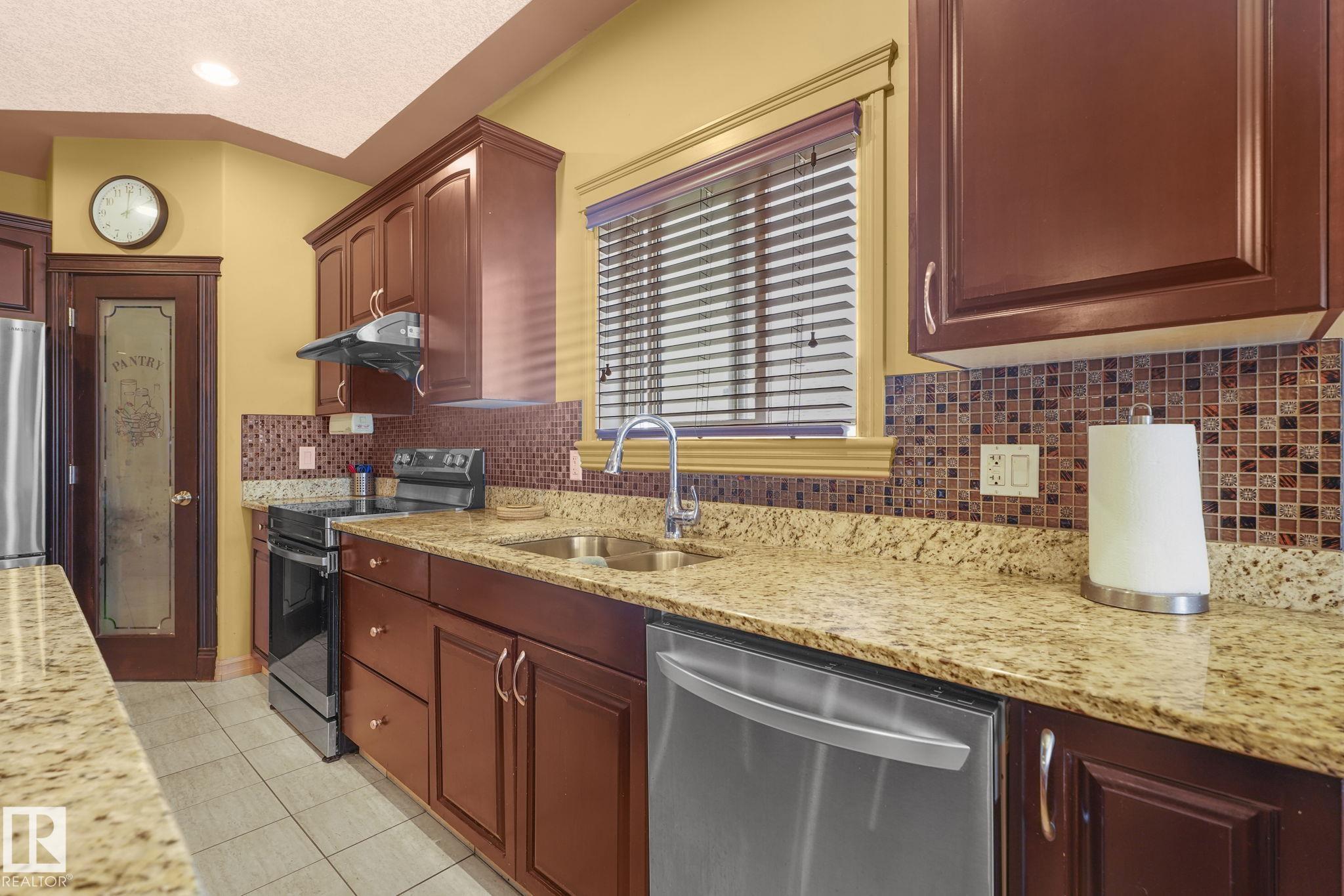 Photo 13 at 1843 45 Street NW, Pollard Meadows, Edmonton
