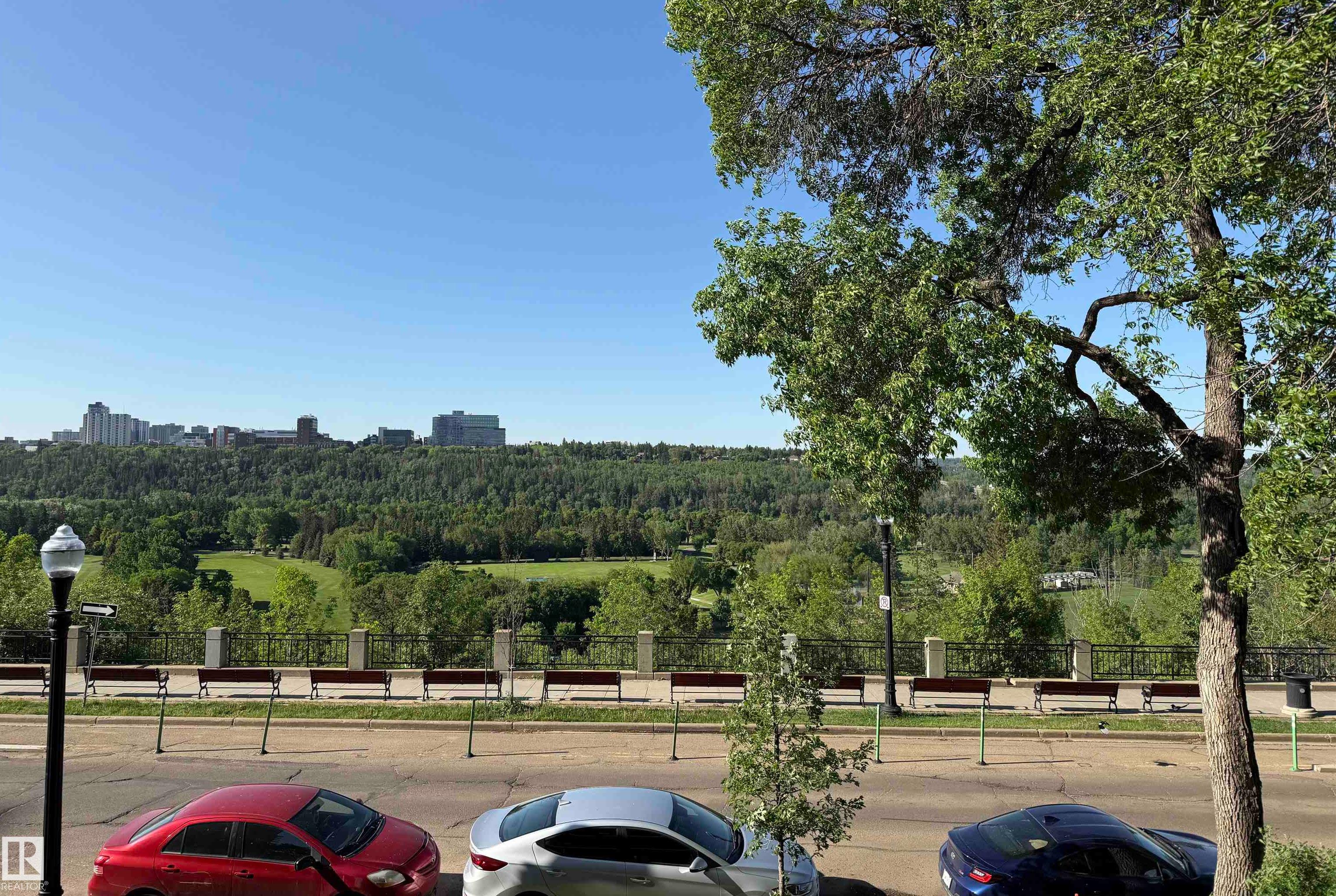 Photo 10 at 11960 100 Avenue NW, Wîhkwêntôwin, Edmonton