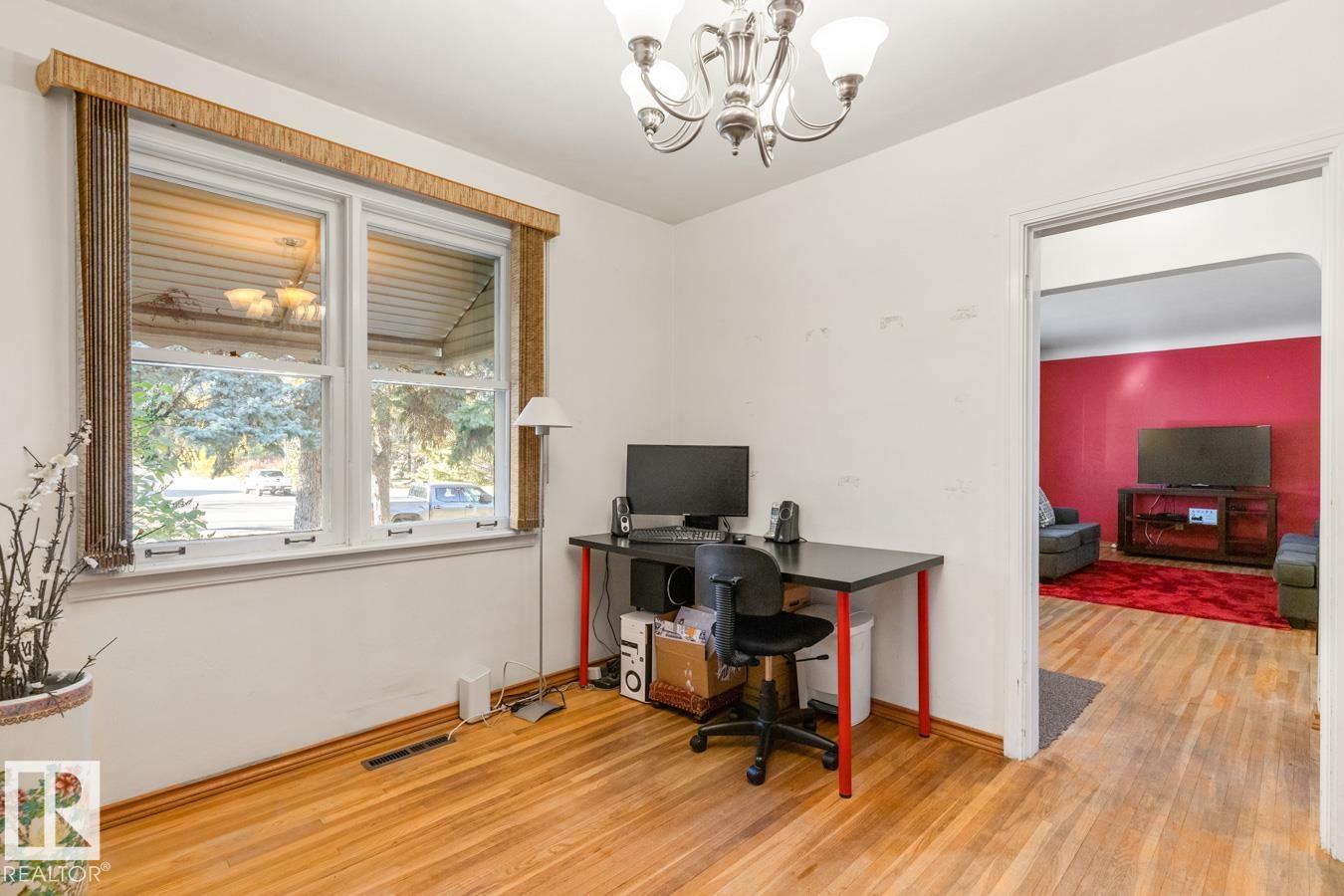 Photo 15 at 8671 76 Street NW, Idylwylde, Edmonton