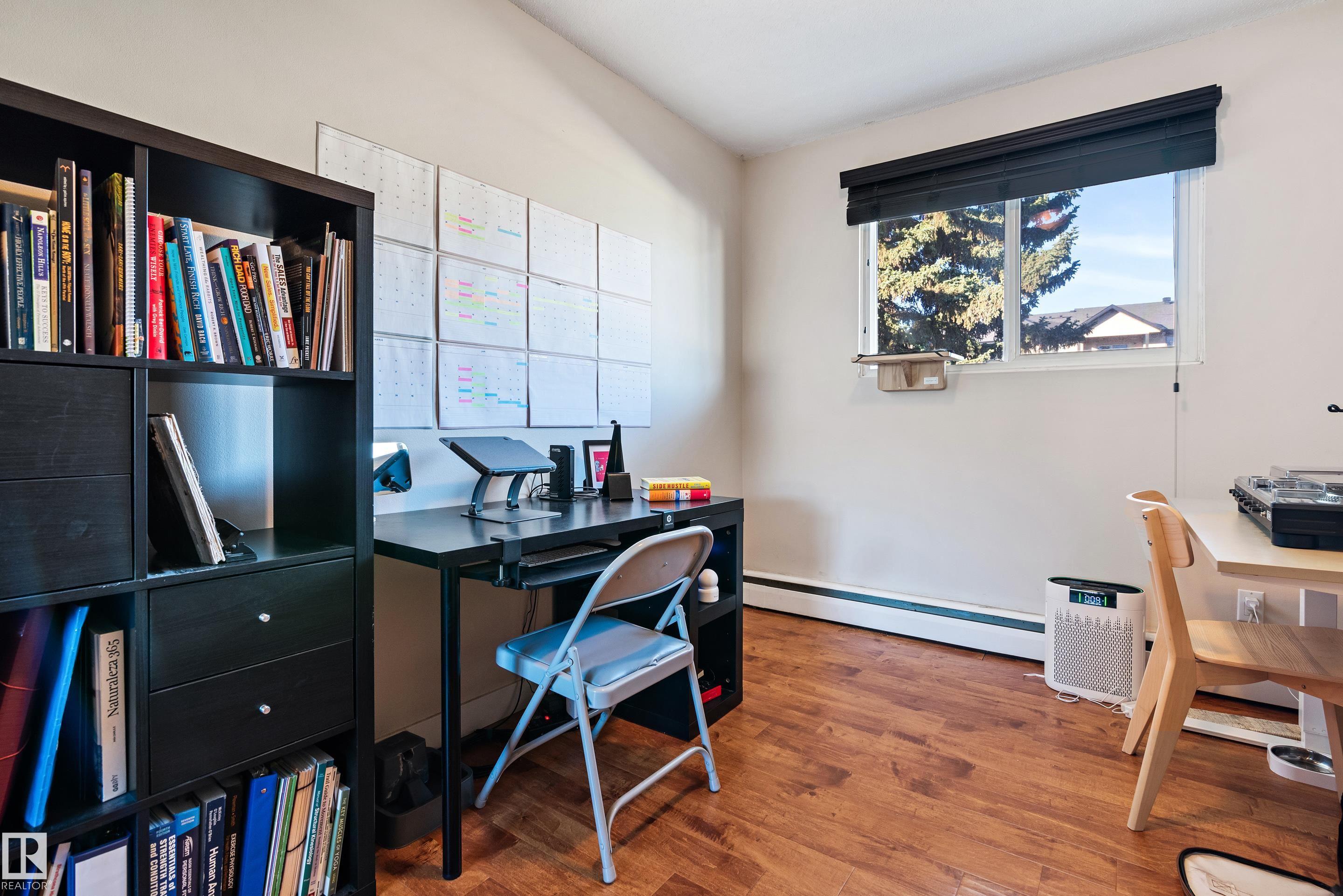 Photo 14 at 10 - 5635 105 Street NW, Pleasantview, Edmonton