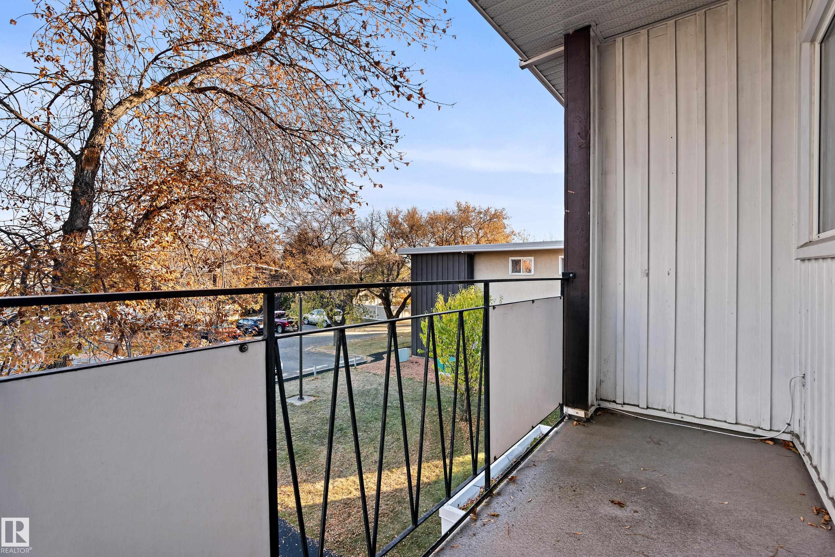 Photo 17 at 10 - 5635 105 Street NW, Pleasantview, Edmonton