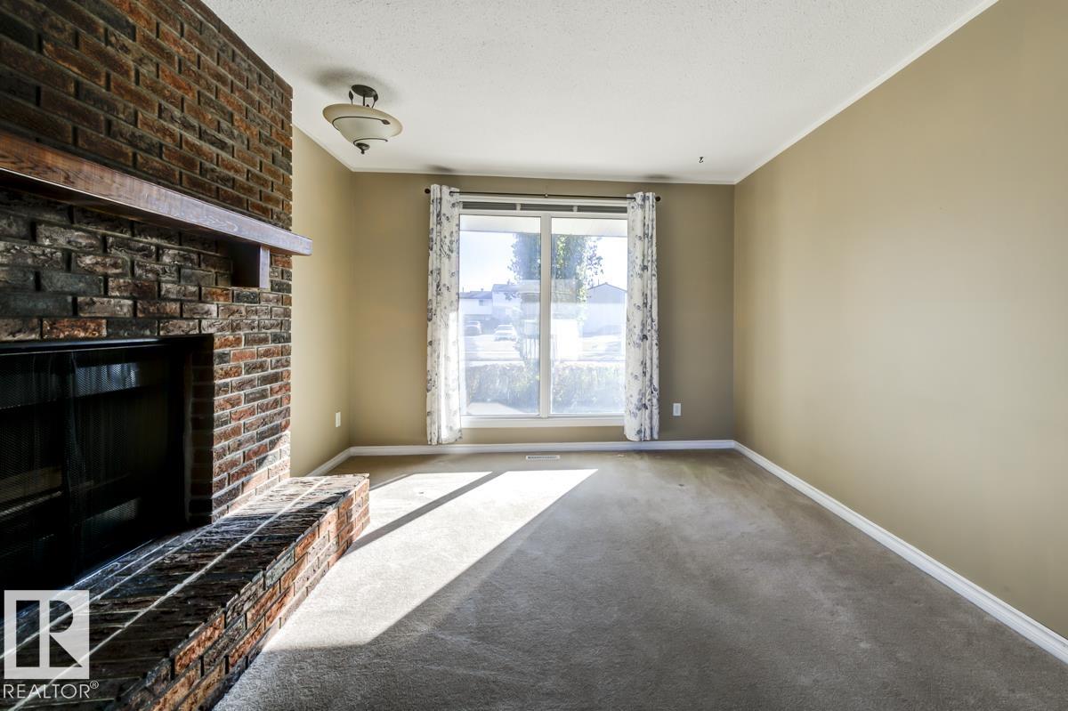 Photo 20 at 17920 76 Avenue NW, Lymburn, Edmonton