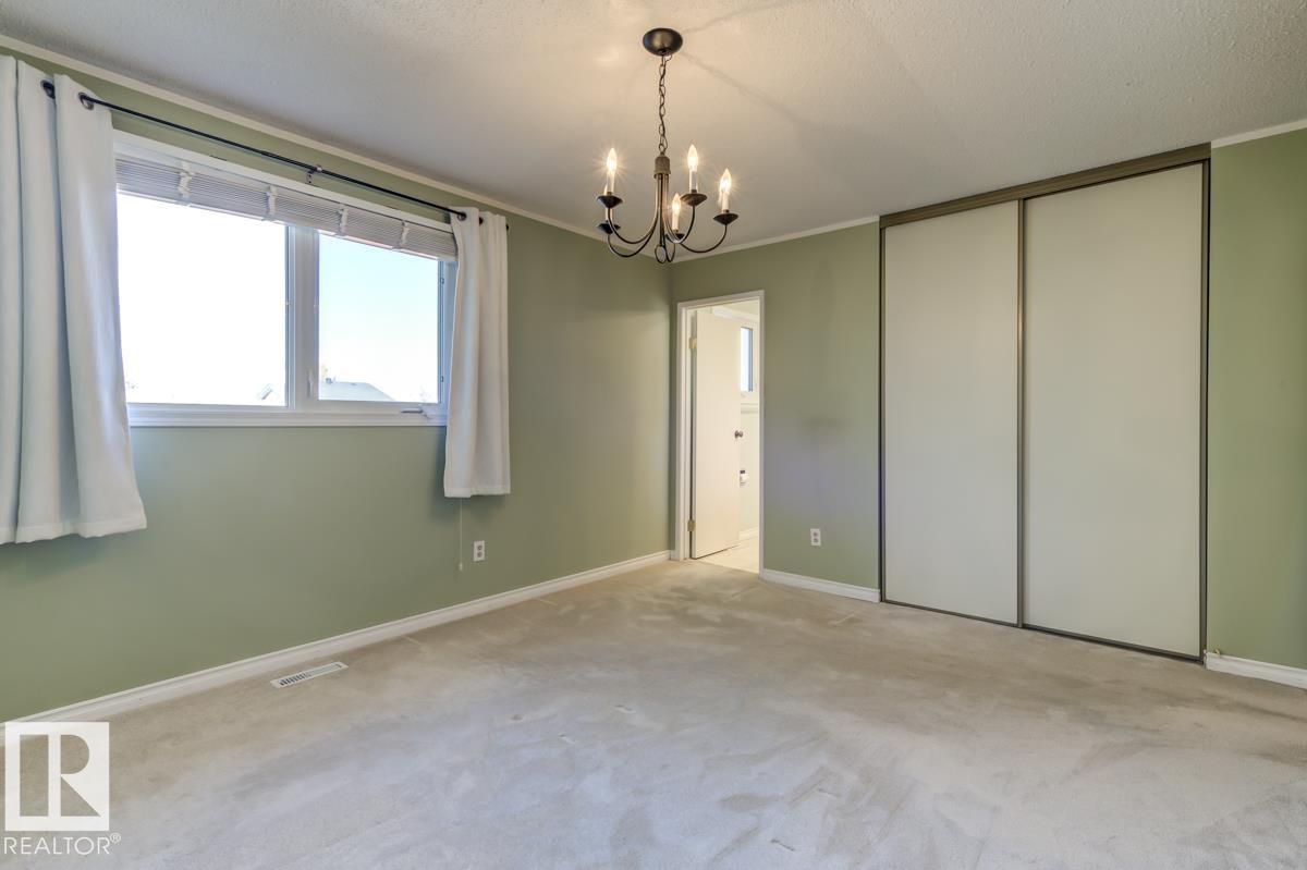 Photo 28 at 17920 76 Avenue NW, Lymburn, Edmonton