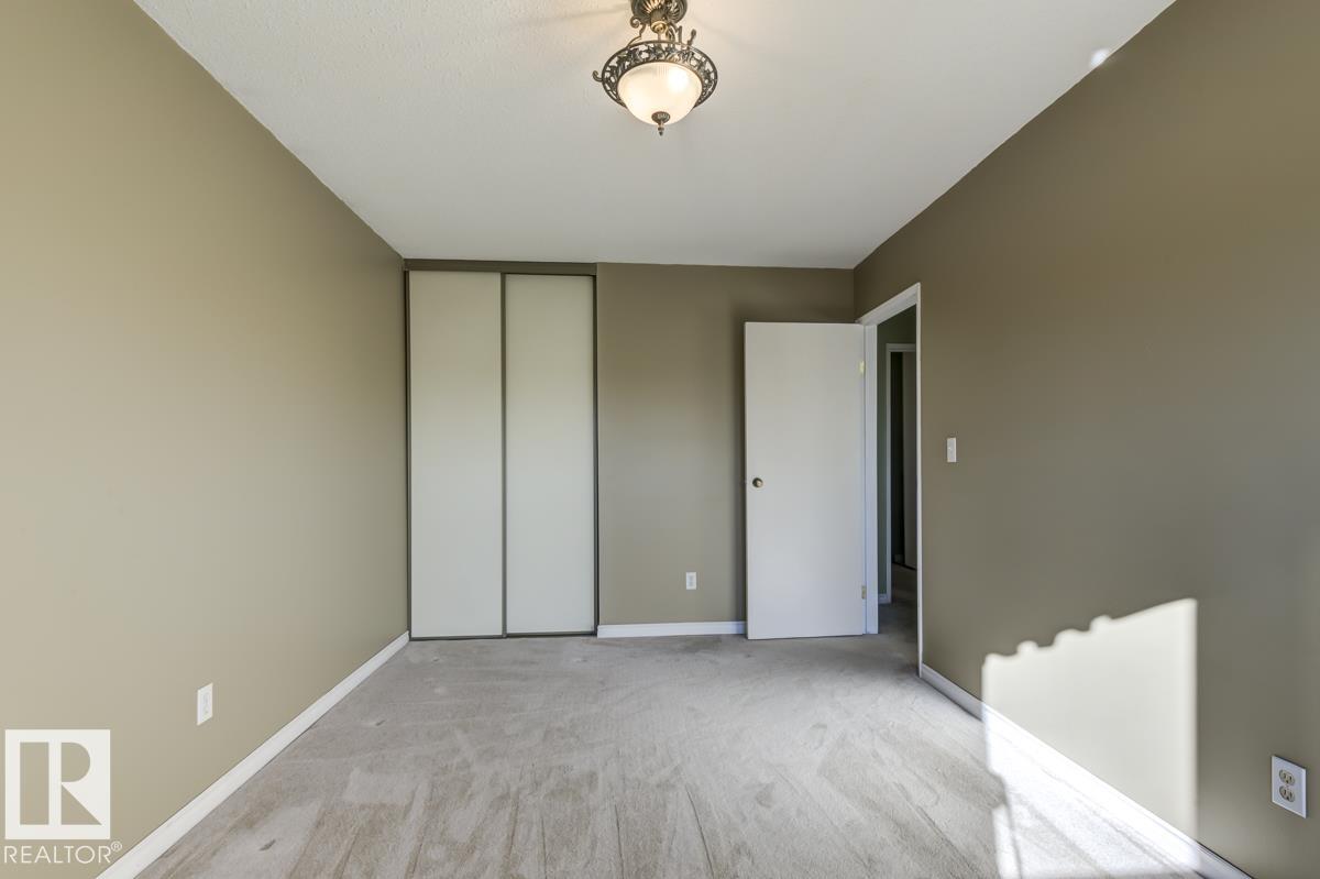 Photo 39 at 17920 76 Avenue NW, Lymburn, Edmonton