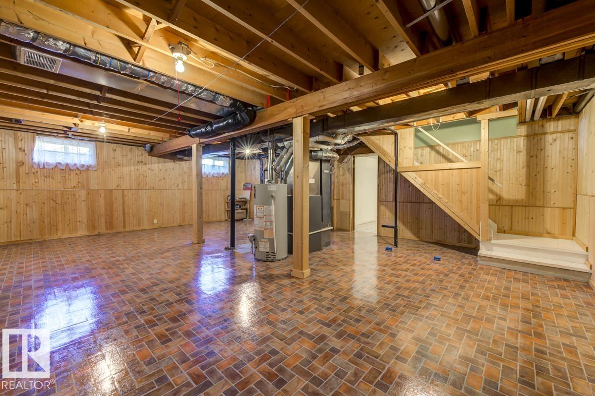 Photo 41 at 17920 76 Avenue NW, Lymburn, Edmonton
