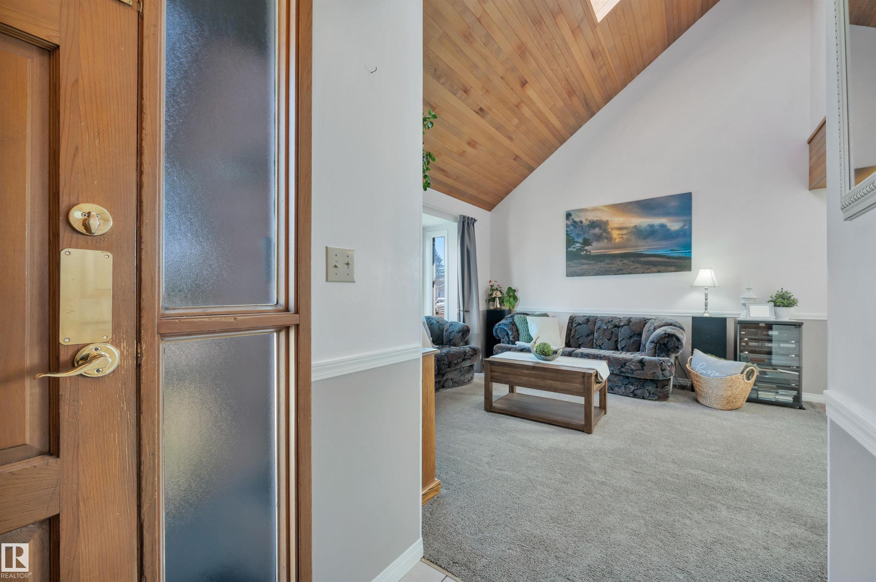 Photo 3 at 1412 35 Street NW, Crawford Plains, Edmonton