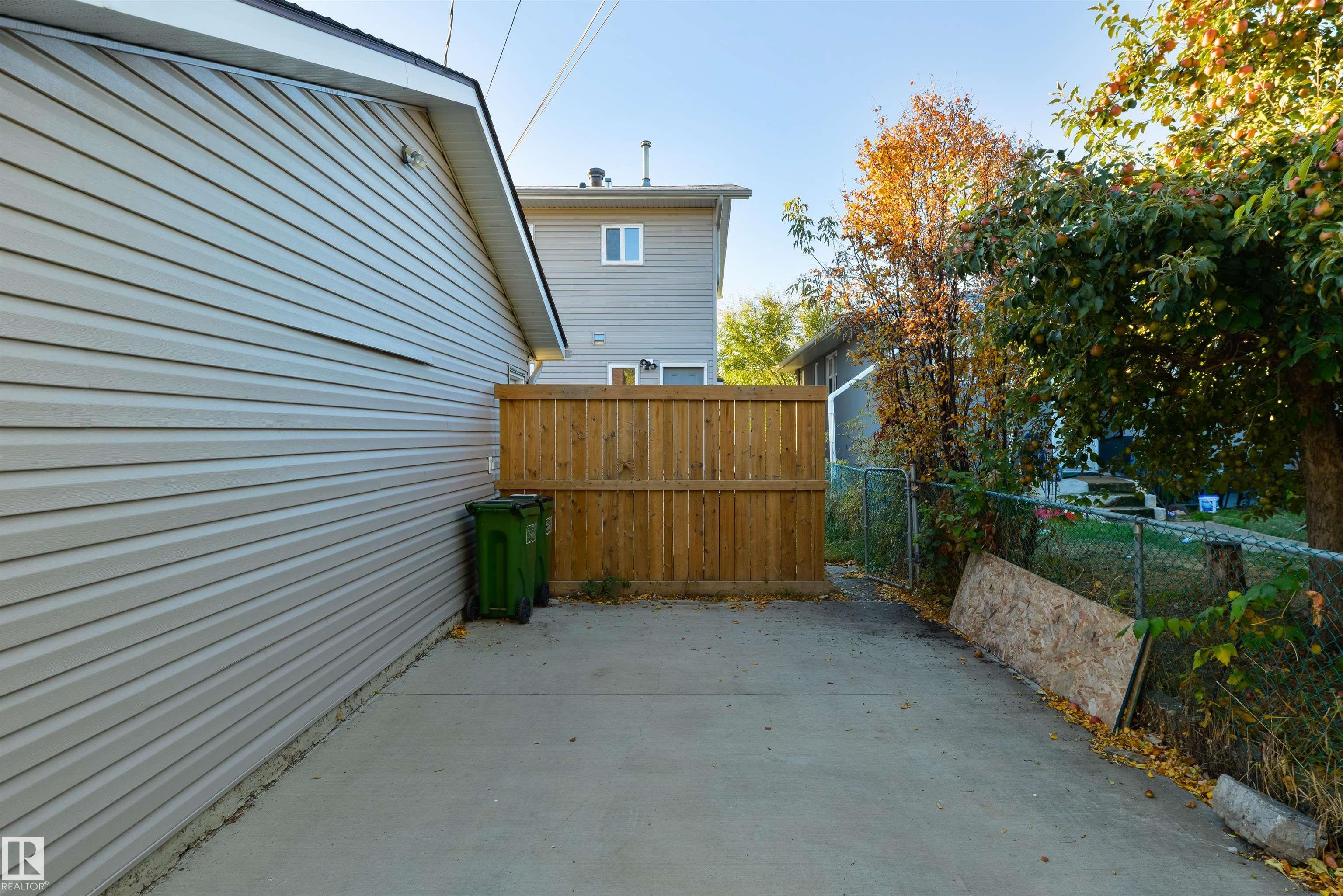 Photo 40 at 7942 82 Avenue NW, Idylwylde, Edmonton