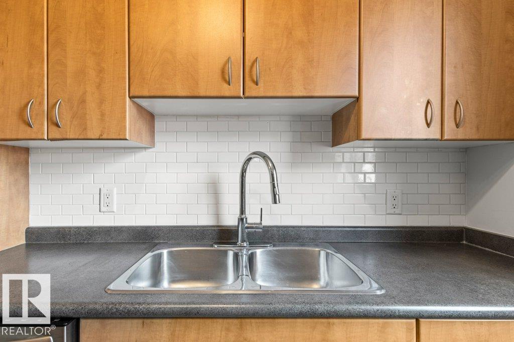 Photo 21 at 201 - 10303 105 Street NW, Downtown, Edmonton