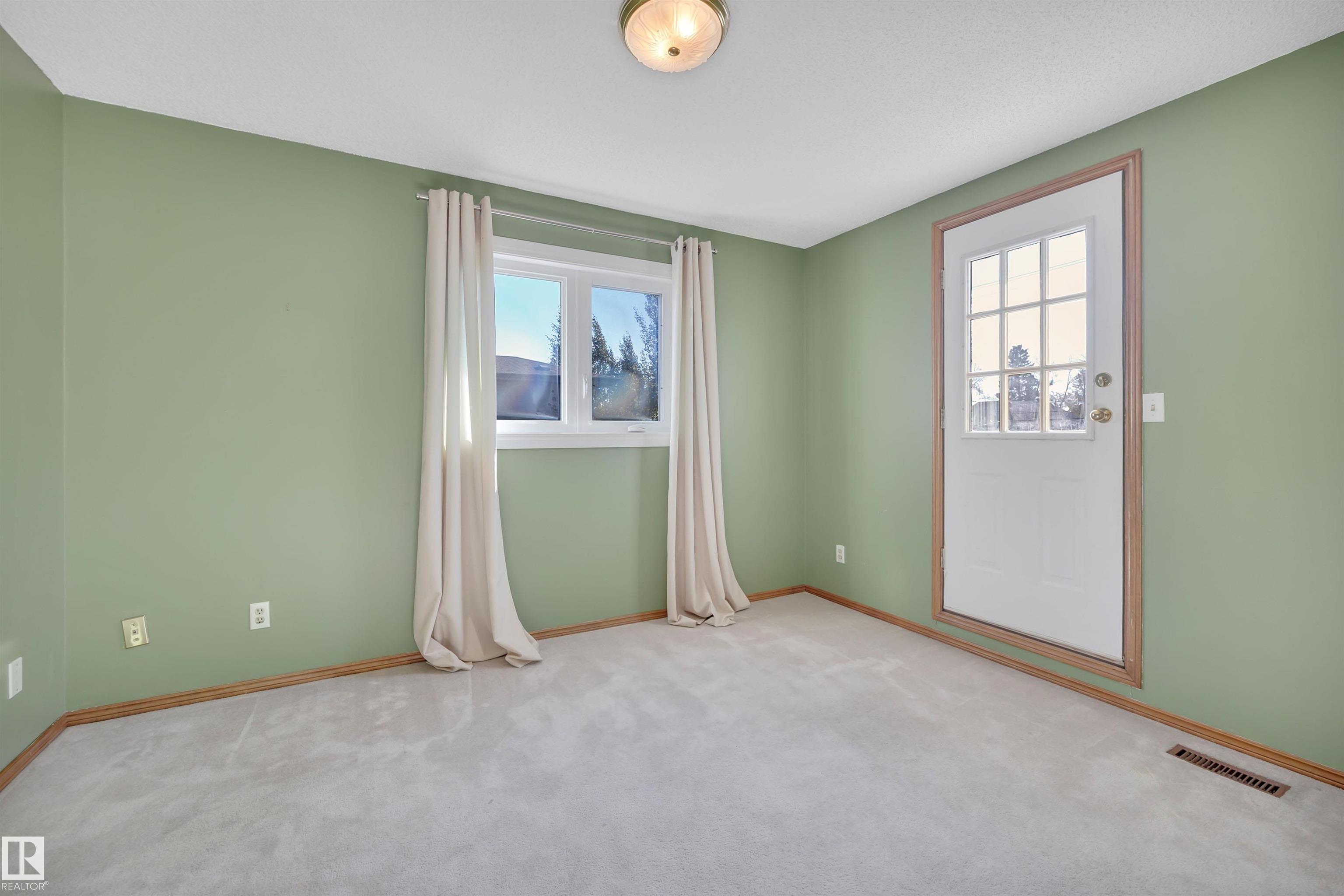 Photo 34 at 9747 81 Avenue NW, Ritchie, Edmonton