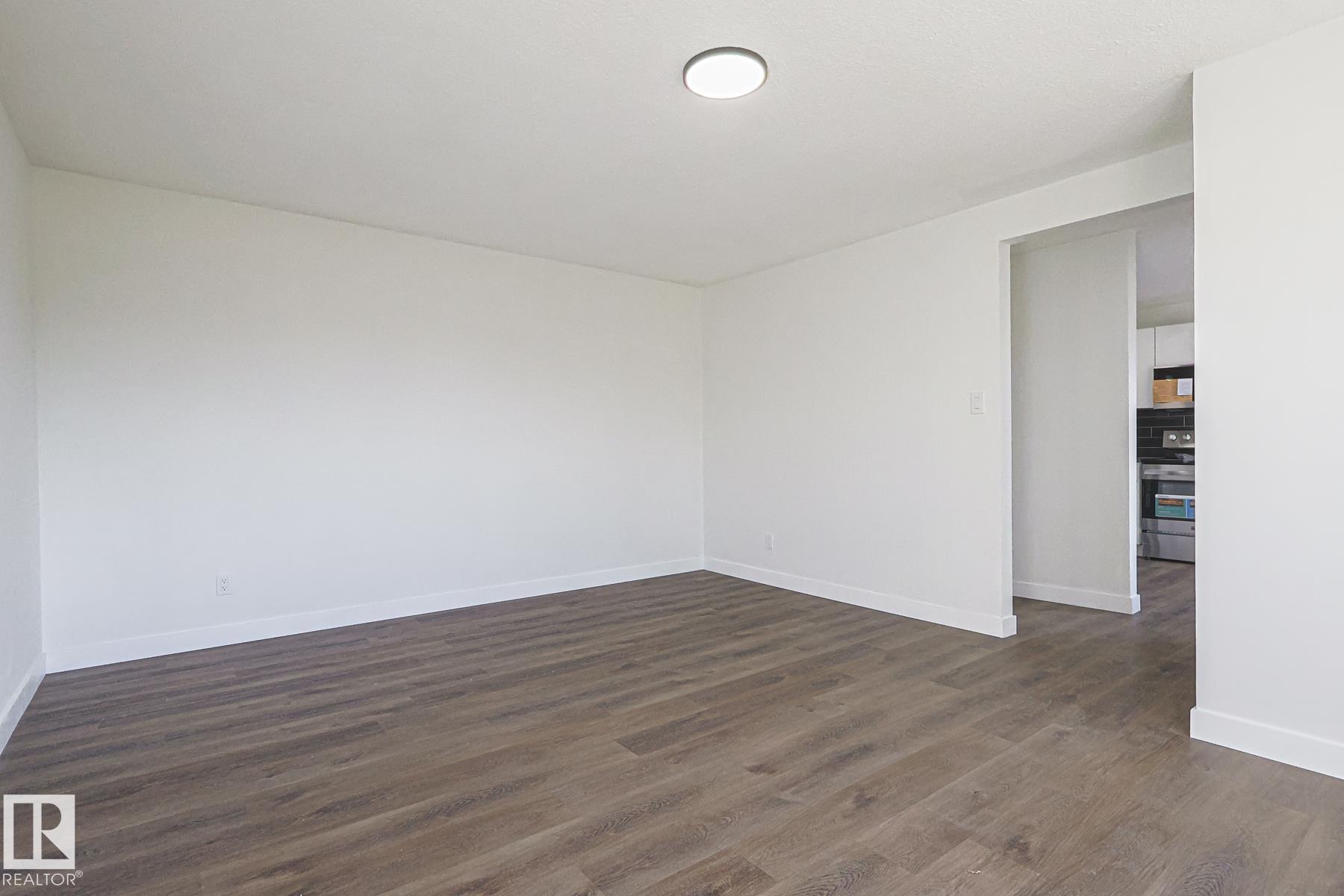 Picture for 231 ROSELAND VG NW