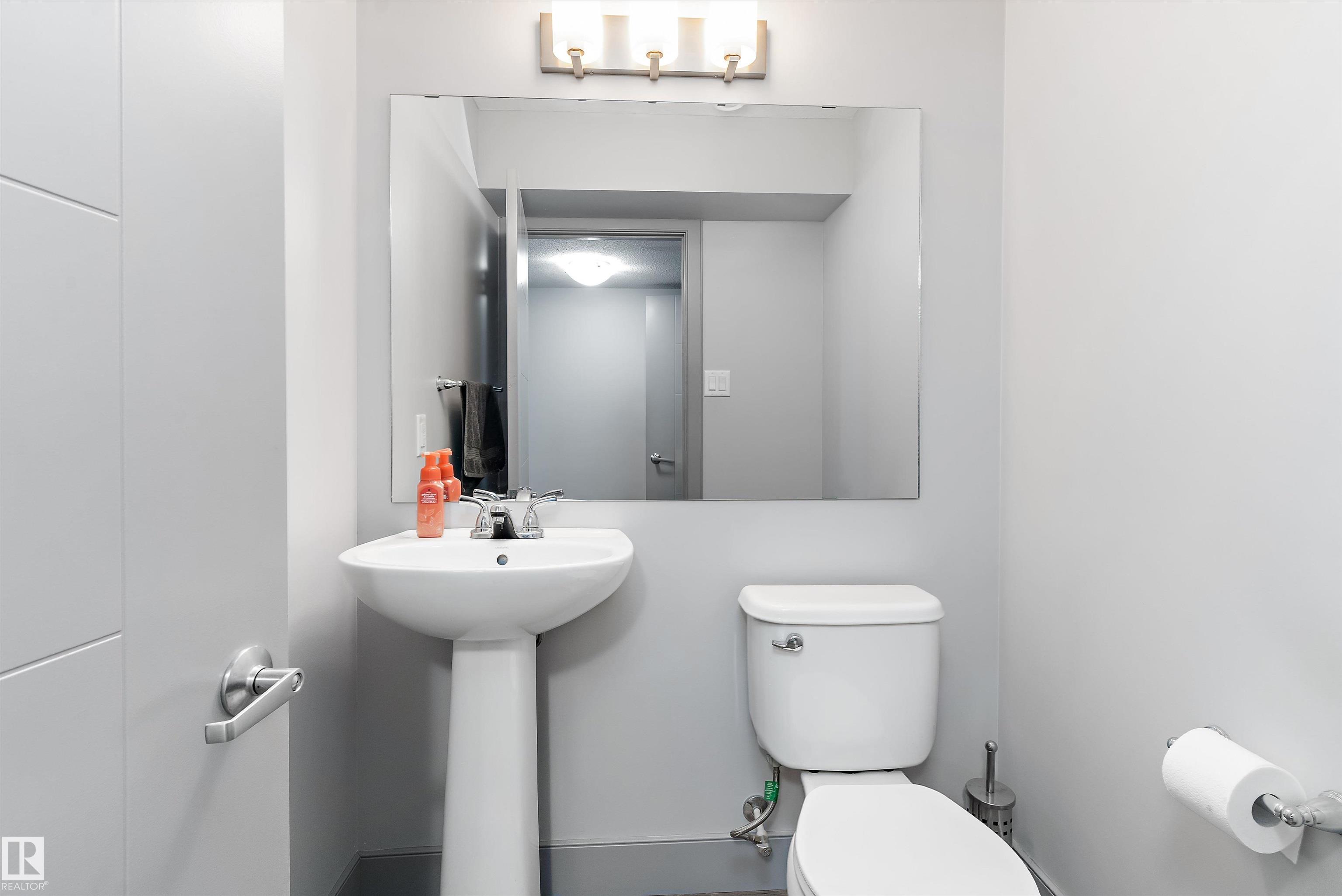 Photo 39 at 1510 37a Avenue NW, Tamarack, Edmonton