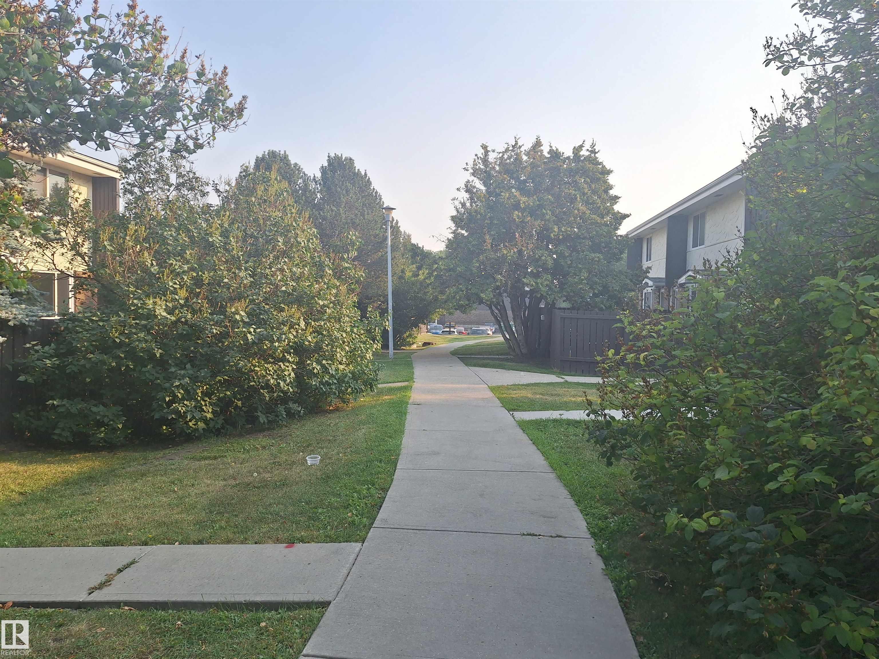 Picture for 130 ROSELAND VG NW