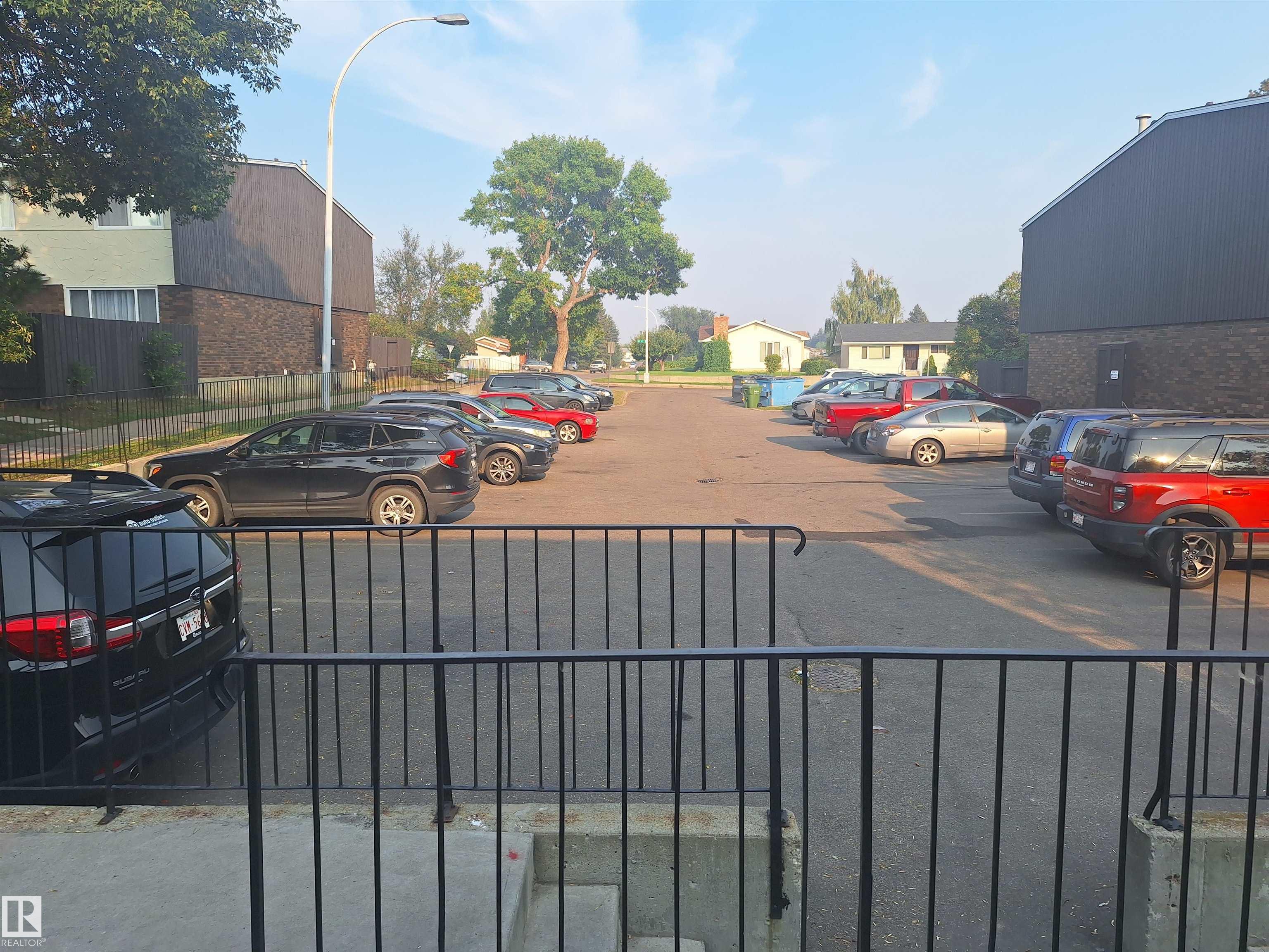 Picture for 130 ROSELAND VG NW