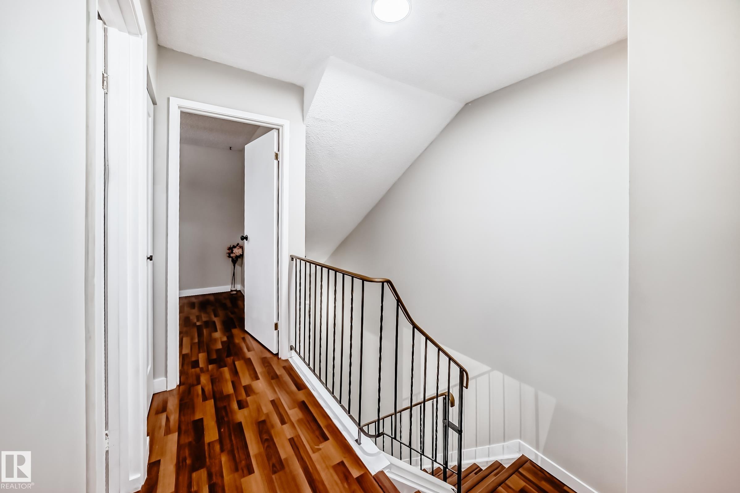 Photo 33 at 1189 Hooke Road NW, Overlanders, Edmonton