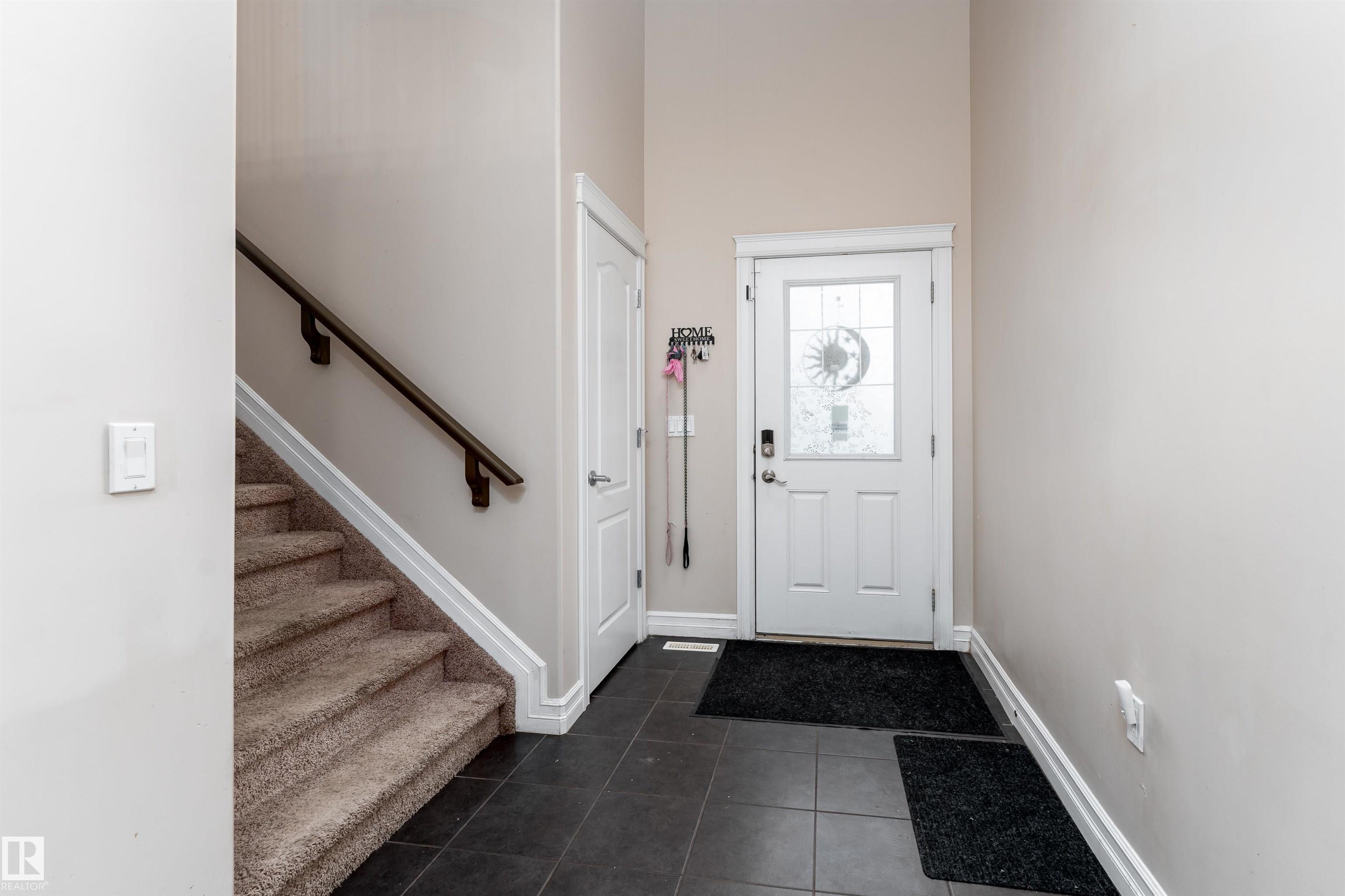 Picture for 11535 16 AV SW