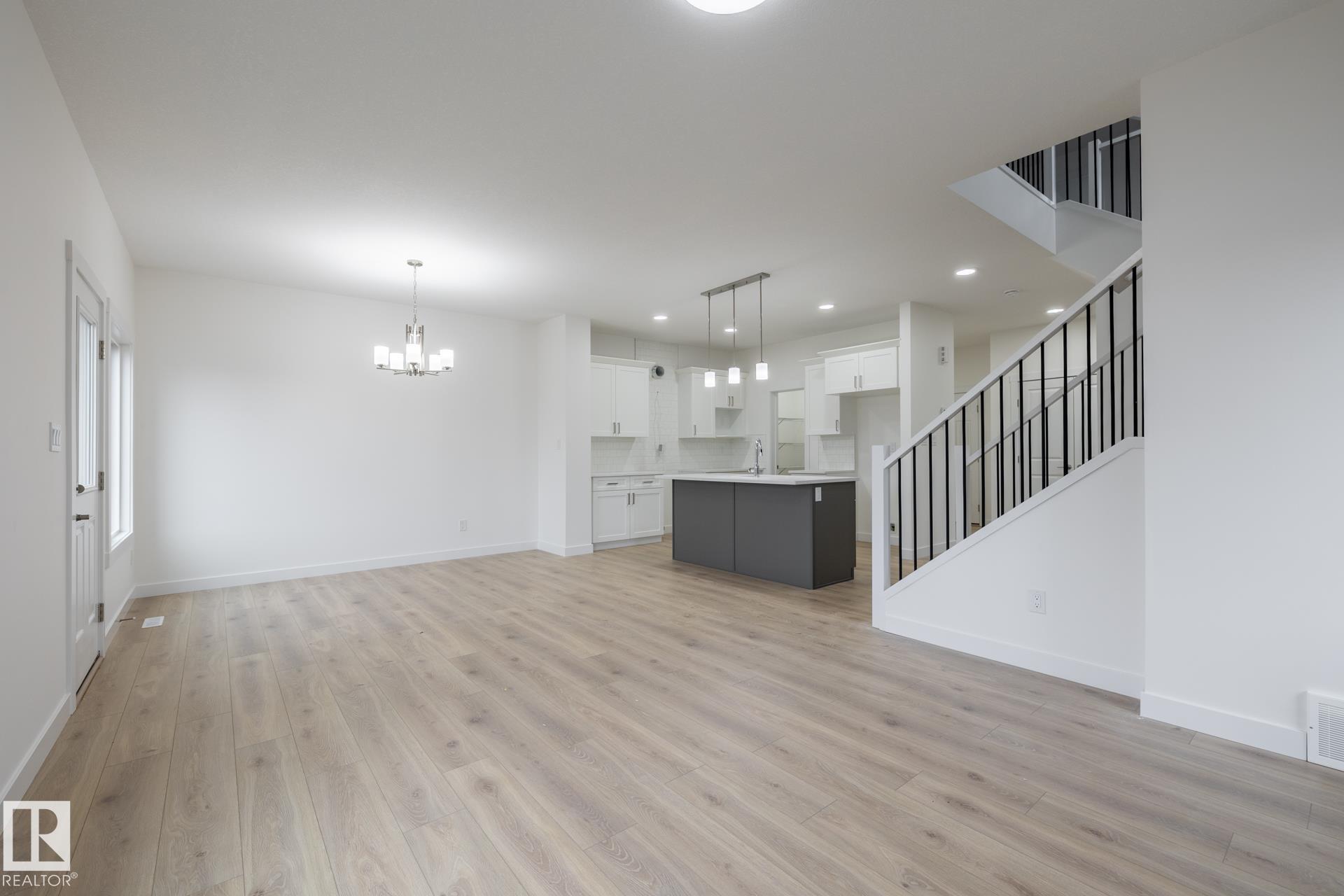 Photo 10 at 5264 Kinney Place SW, Keswick, Edmonton