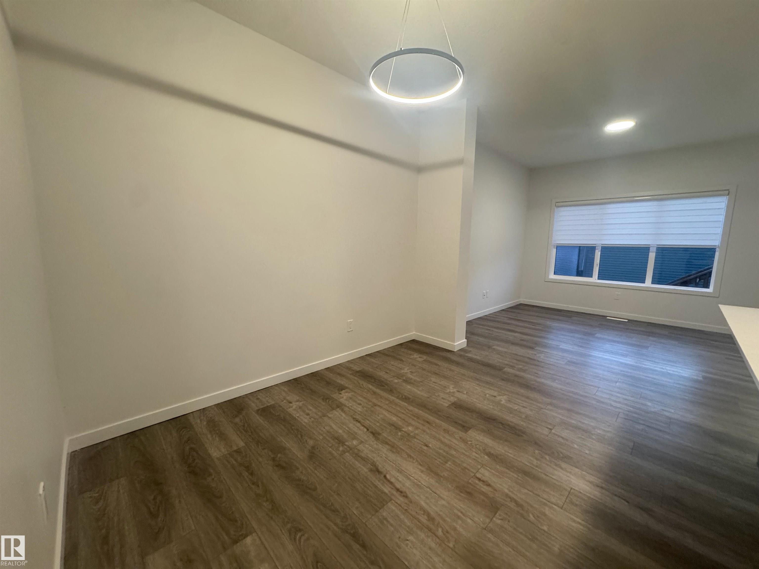 Picture for 472 EDGEMONT DR NW